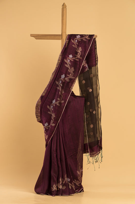 Hand Made Jamdani Saree With Deep Wine Purple - 091