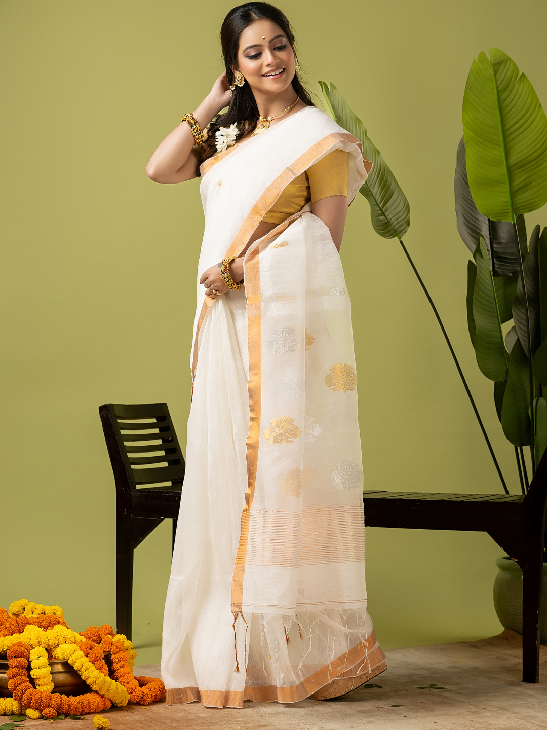 Pure Jamdani Linen Saree | Snow White and White | Half and Half style with Contrast Border