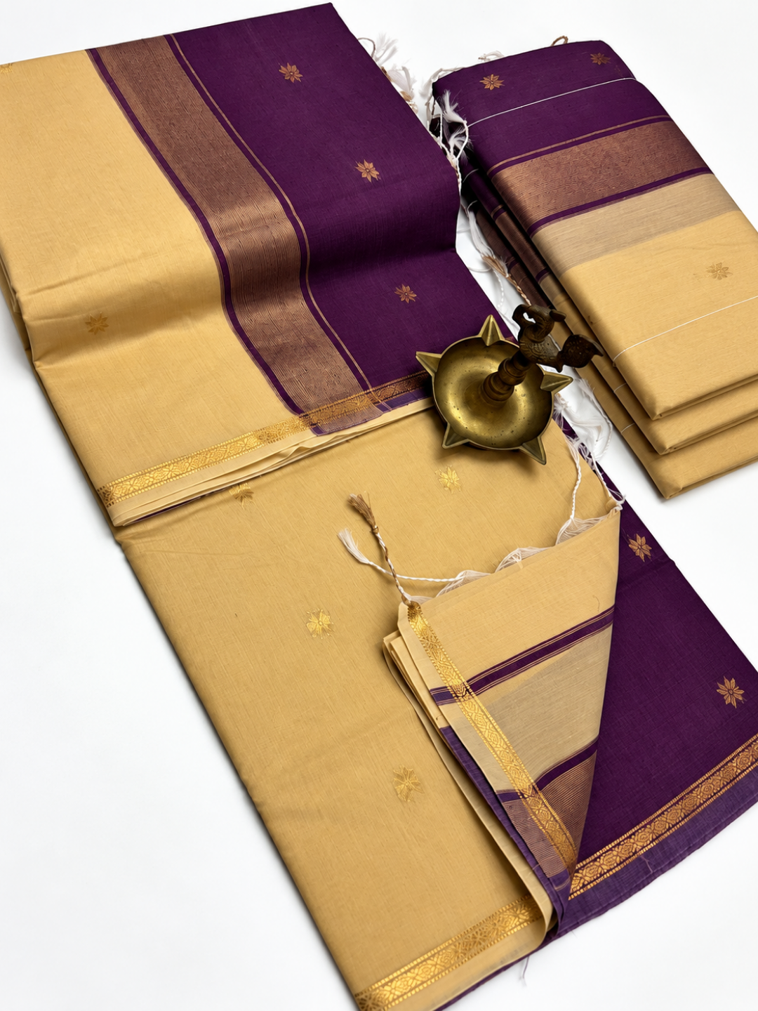 Maheshwari Silk Cotton Saree – Festive Elegance | Gold Beige