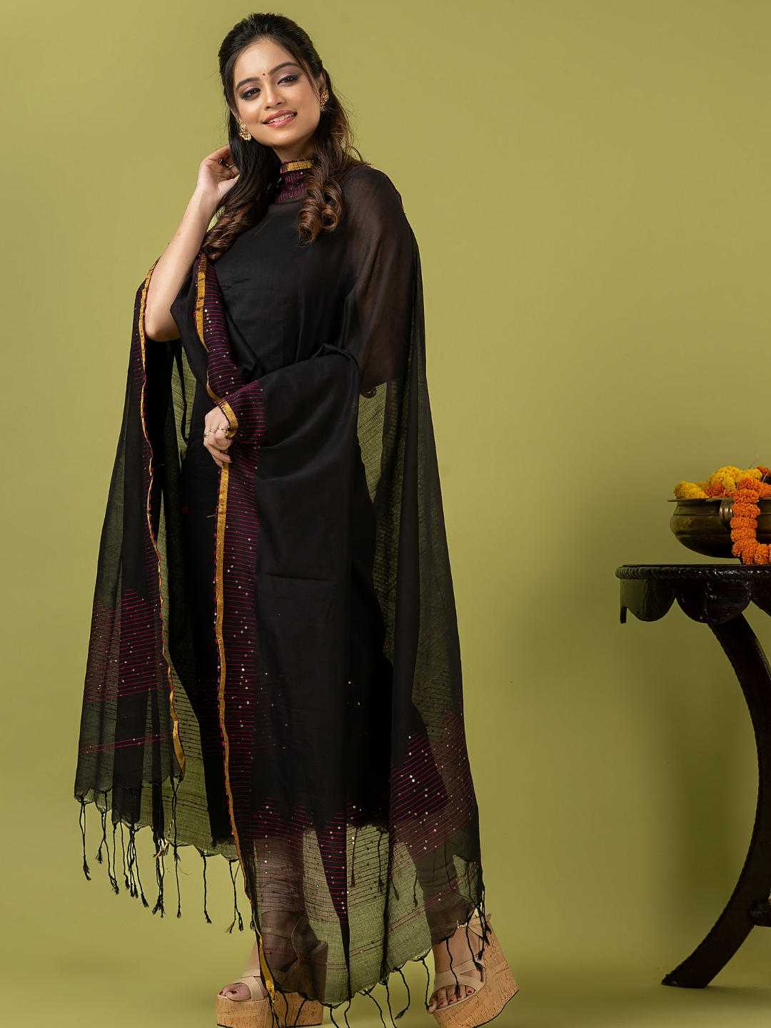 Handwoven Jamdani cotton Unstitched 2-piece Kurti | Jet Black