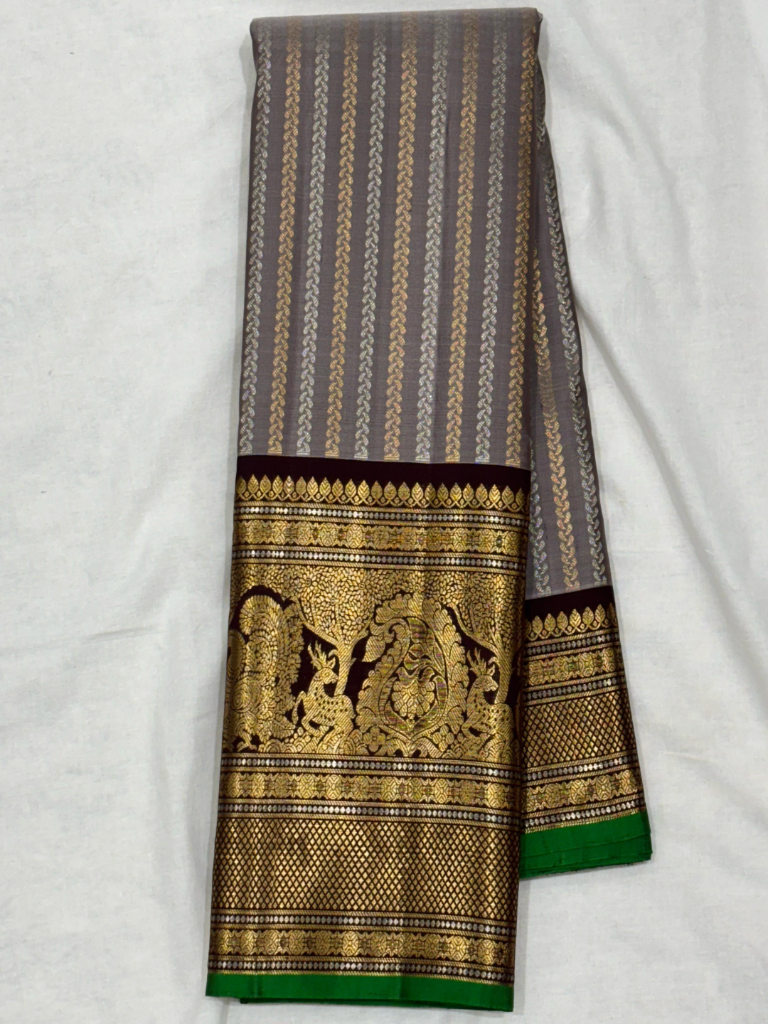 Pure Handwoven Gadwal Silk Saree - 198