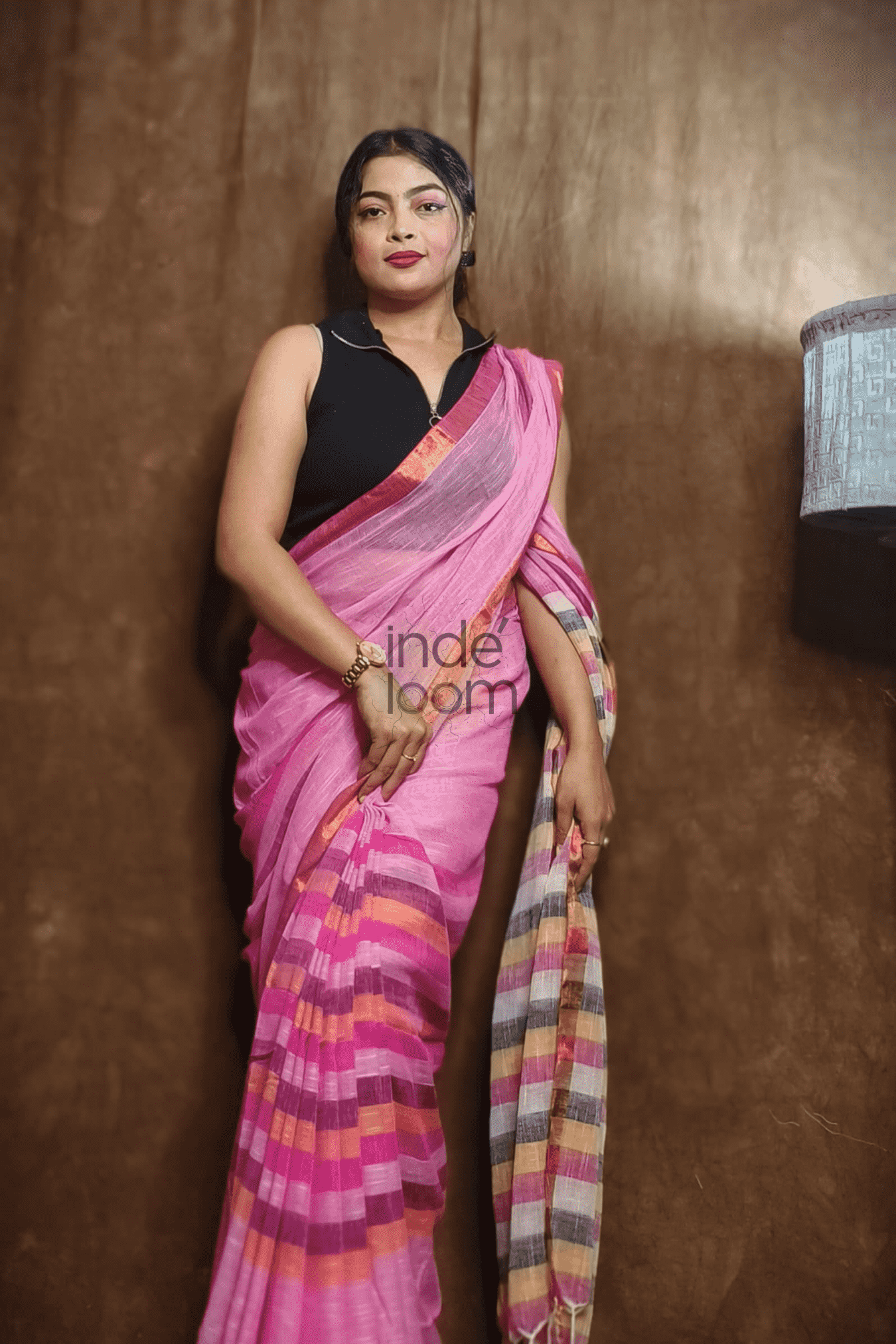 Handloom Linen Checks Saree with Pink -012 - indeloom