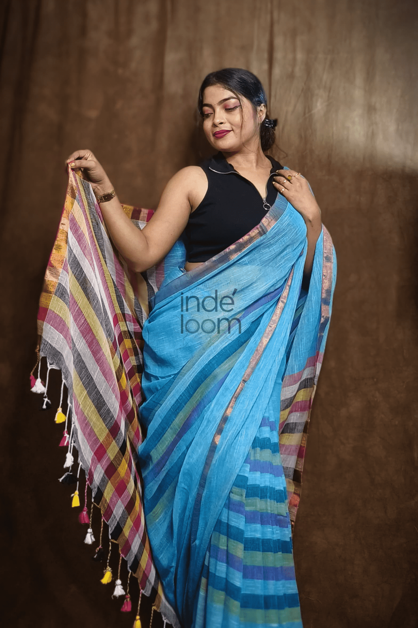 Handloom Linen Checks Saree with Indigo Blue-013 - indeloom