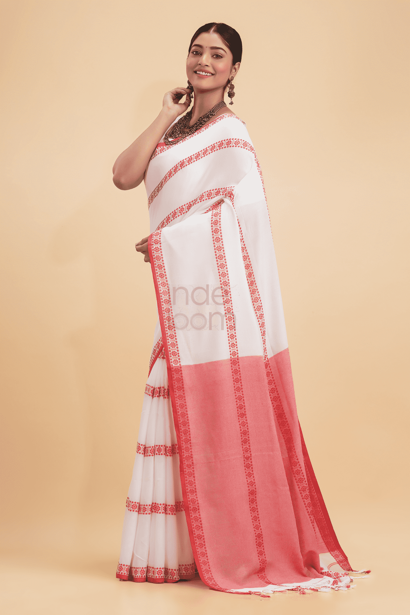 Dewali Saree Handloom Cotton White with Red Pallu-009 - indeloom
