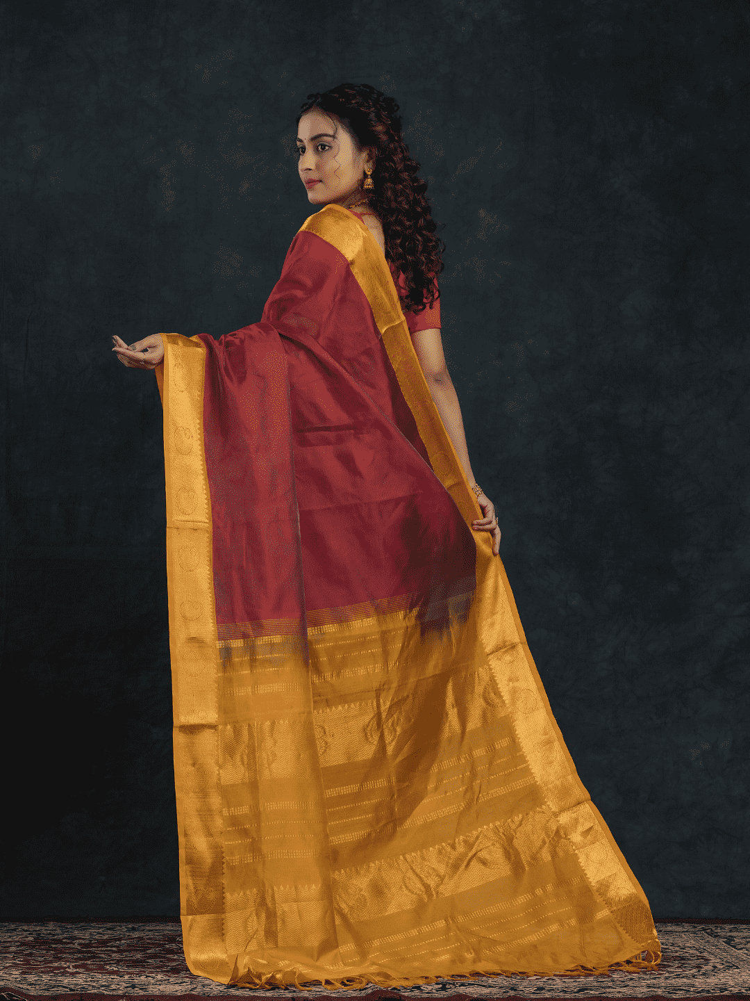 Pure handloom Korvai Silk Cotton Saree in Chilli Red and Golden Yellow Border- 023