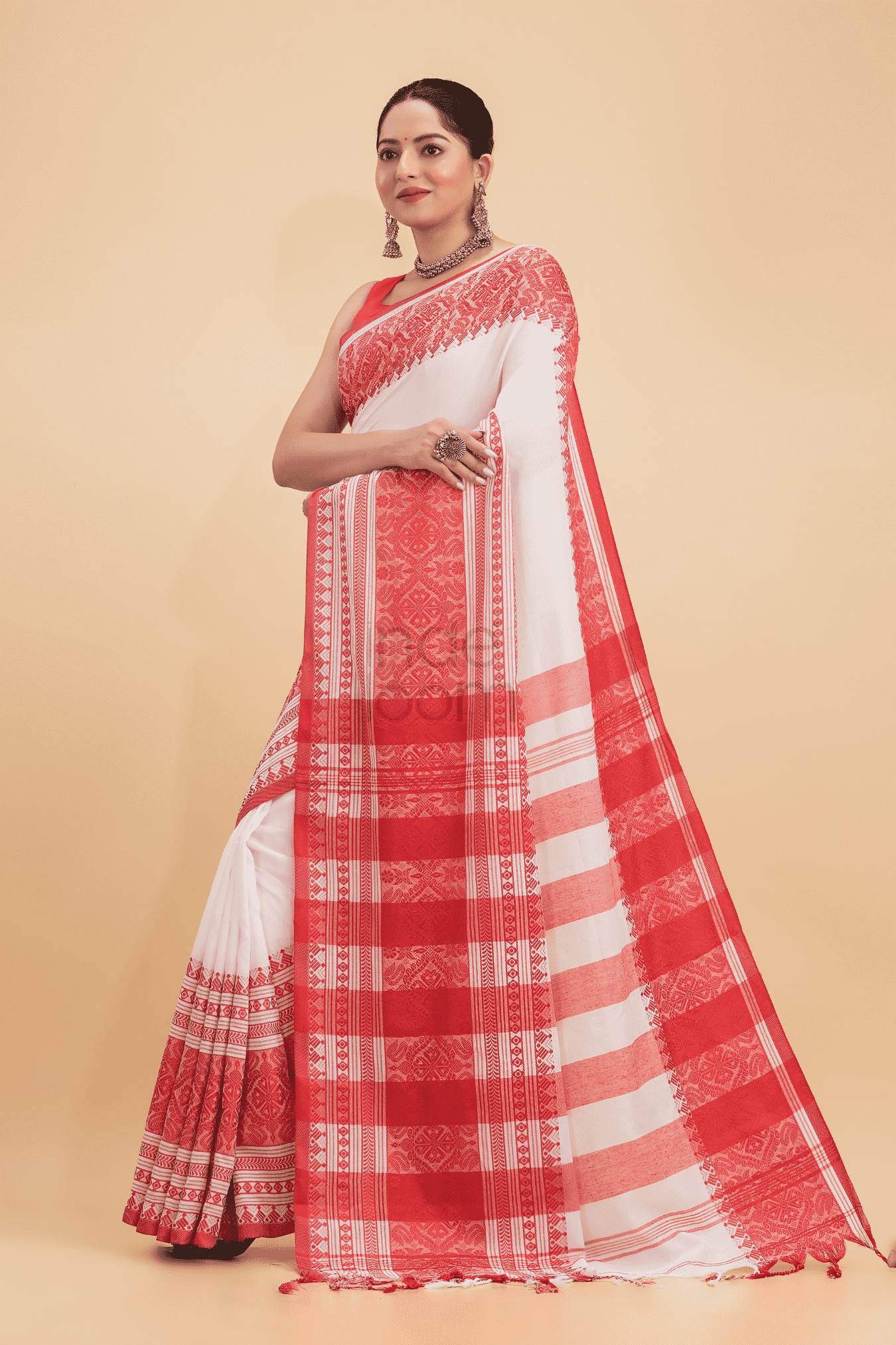 Durga Puja Saree Handloom Cotton in Red White-013 - indeloom