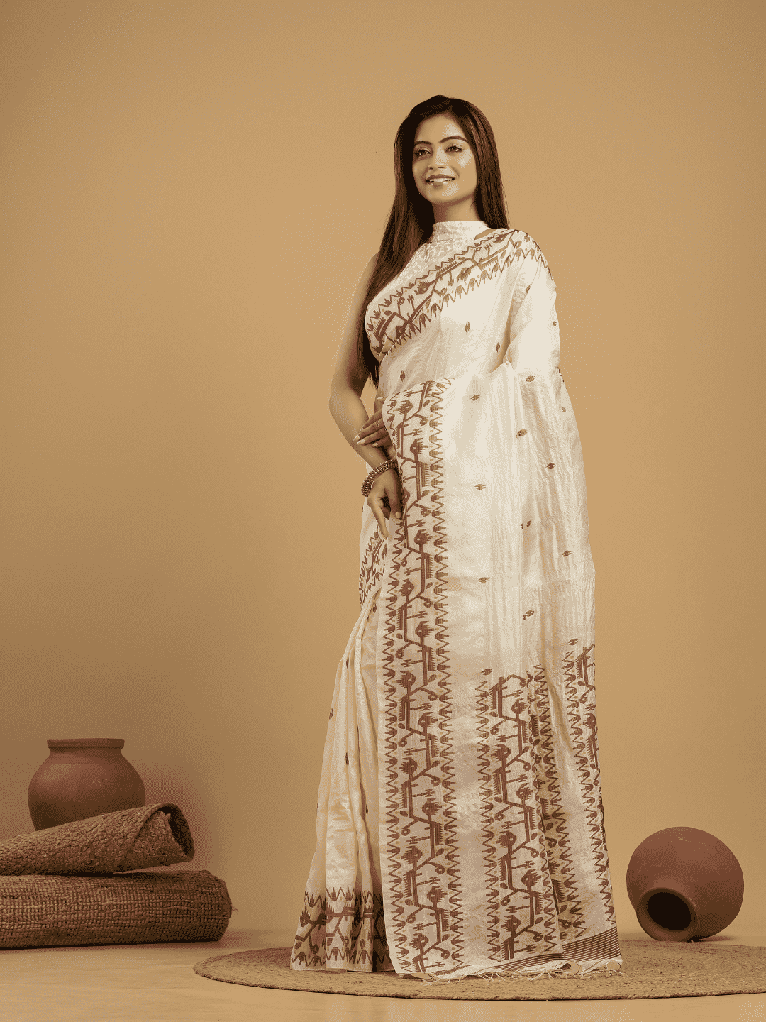 Linen White Tussar Silk Jamdani Saree - 044 - indeloom