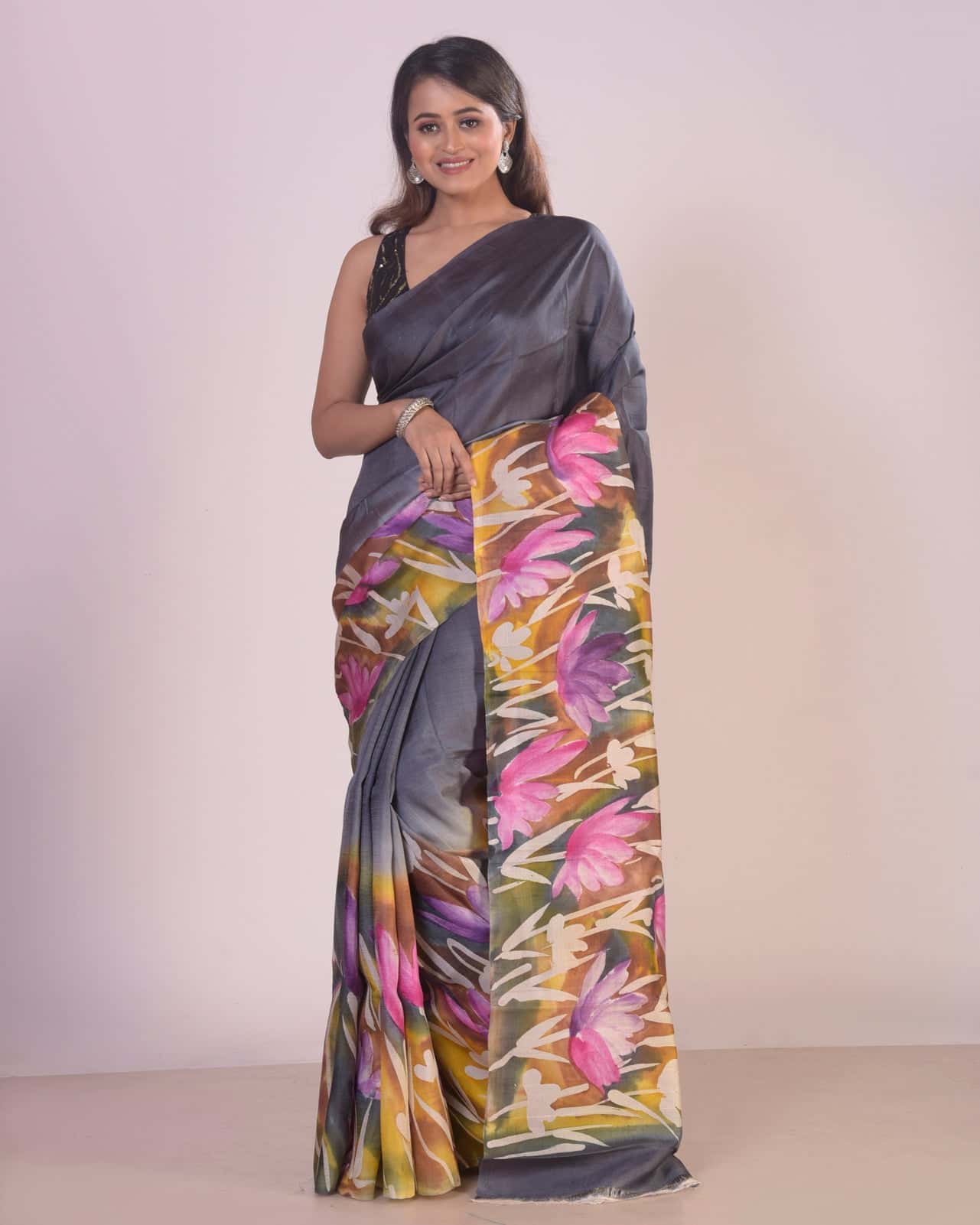 HANDPAINTED MULBERRY HANDLOOM SILK SAREE-040 - indeloom