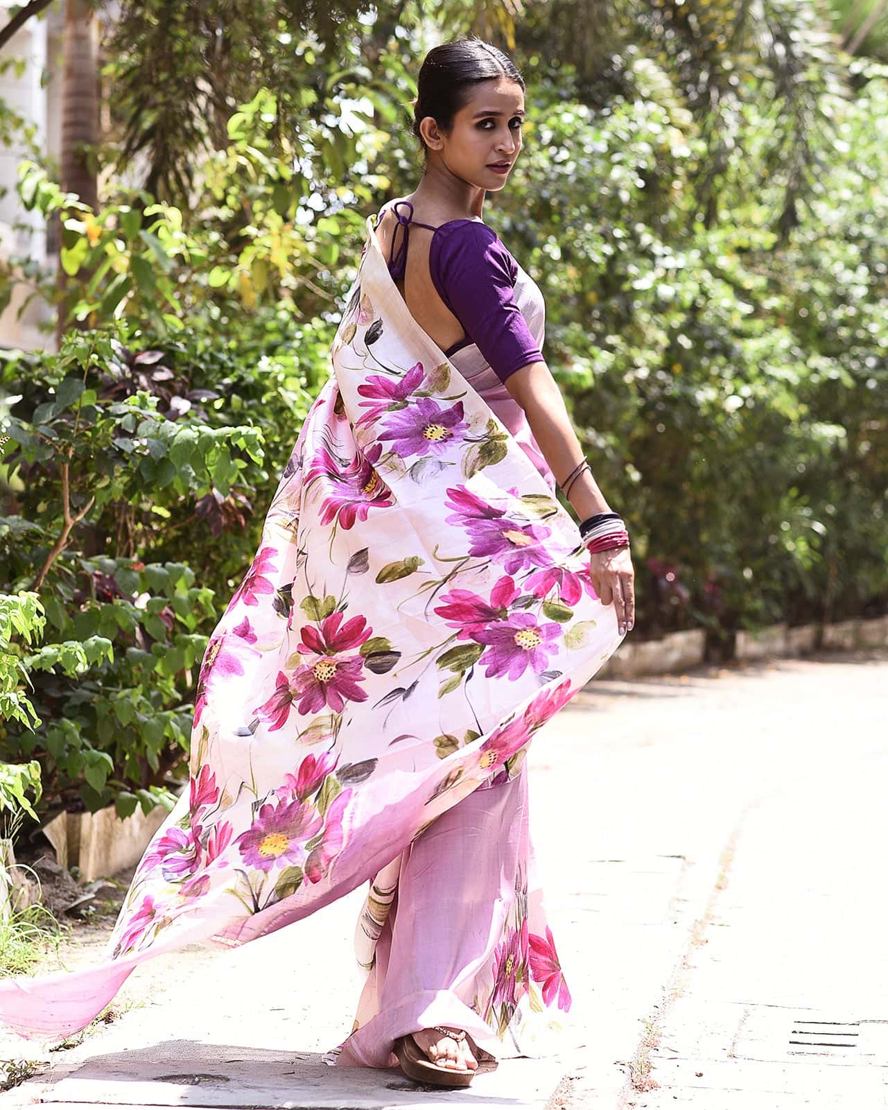 Handpainted Mulberry Handloom Silk Saree-012 - indeloom