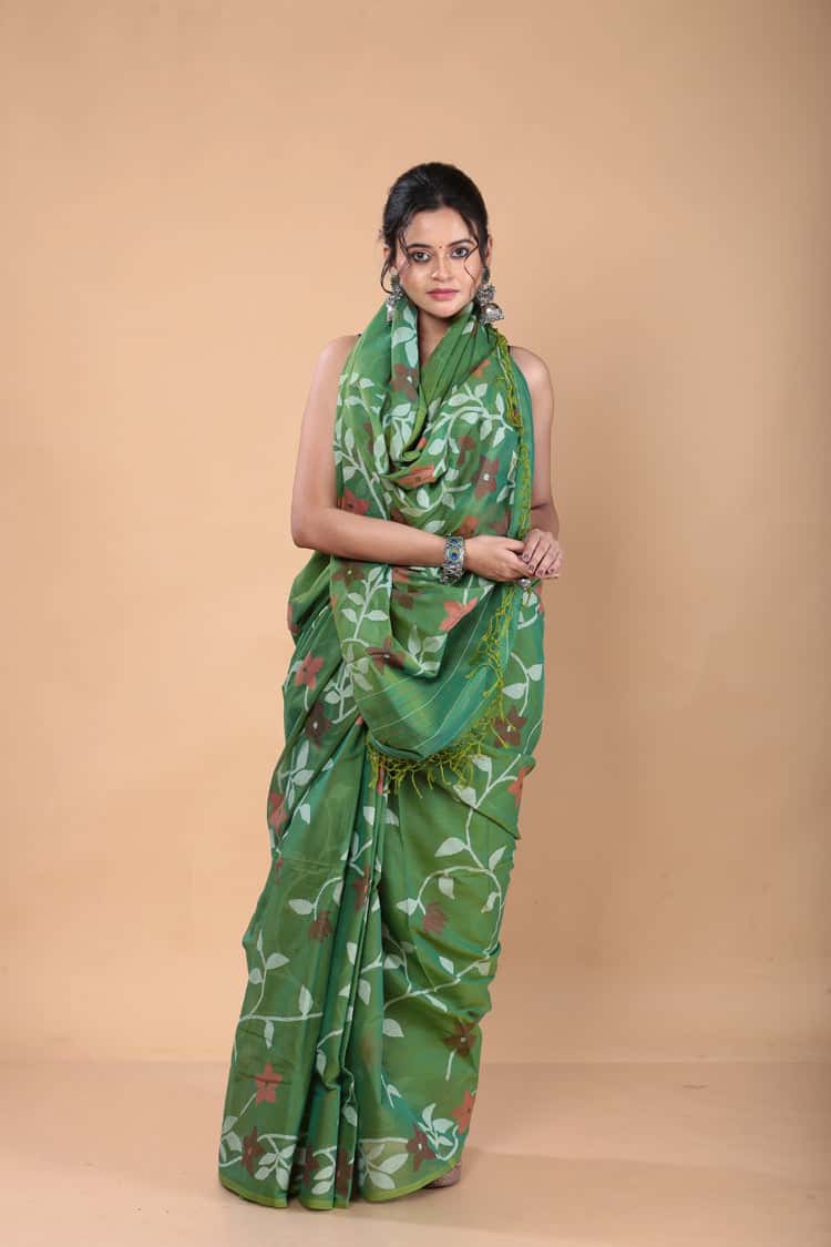 Muslin Jamdani Saree with Emrald Green-129