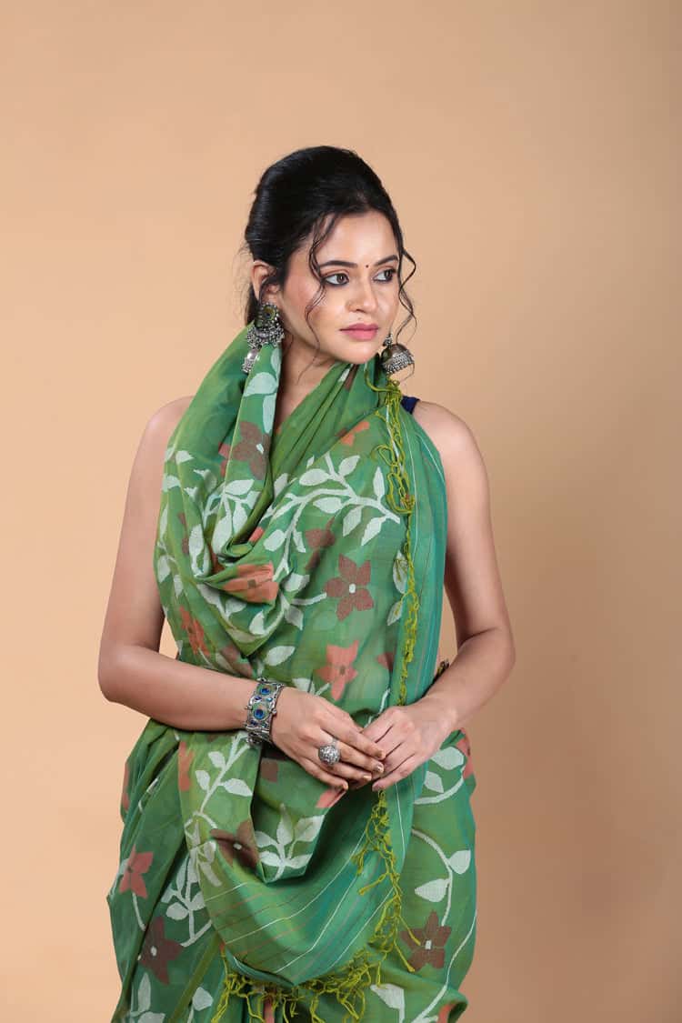 Muslin Jamdani Saree with Emrald Green-129