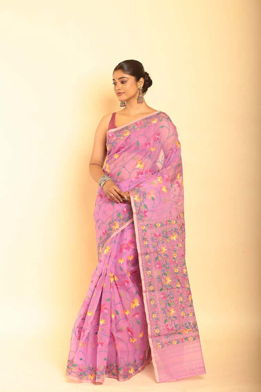 Pure Hand Maid Muslin Jamdani Saree in Light Pink -064