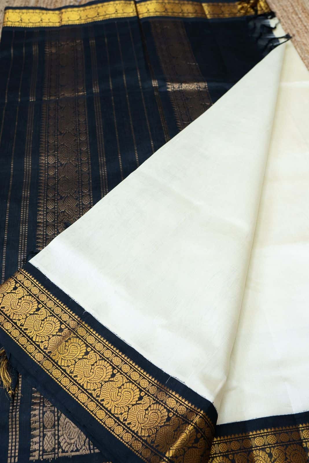 Korvai Saree in Daisy White-Soft Black border - 045 - indeloom