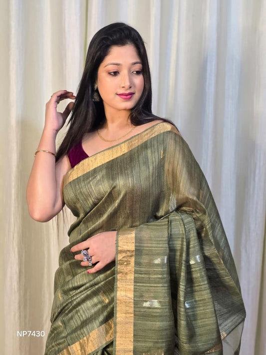 Pure Matka Jamdani Handwoven Saree In Khaki Green - 166