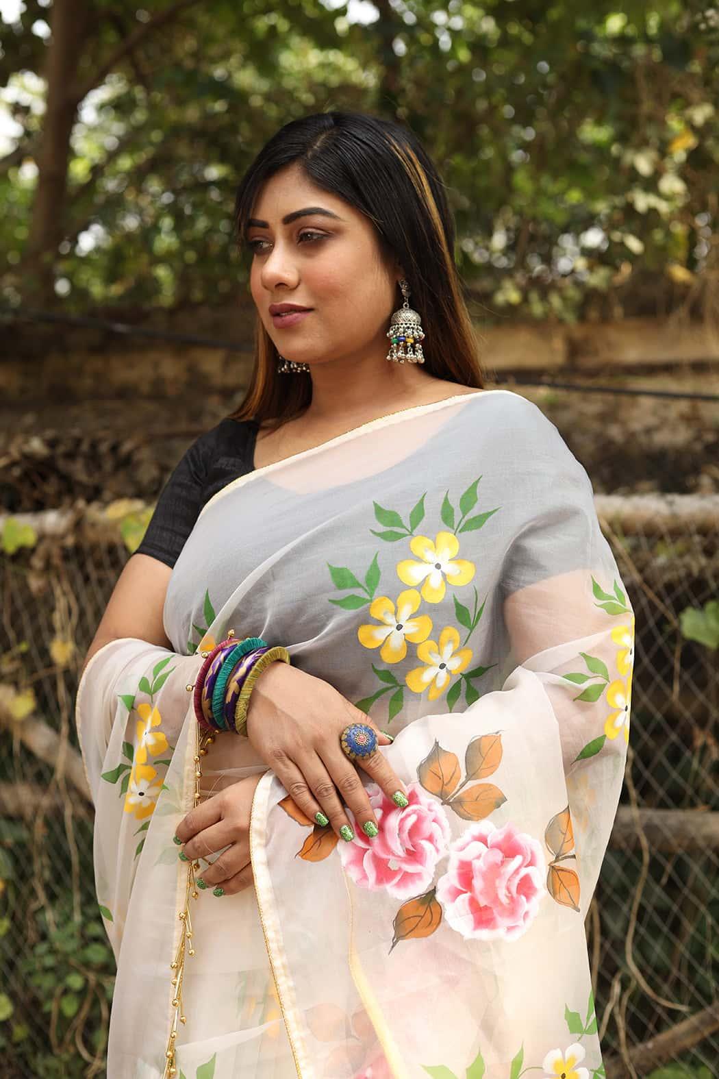 Multicolor Florals on CreamWhite Organza Saree-071