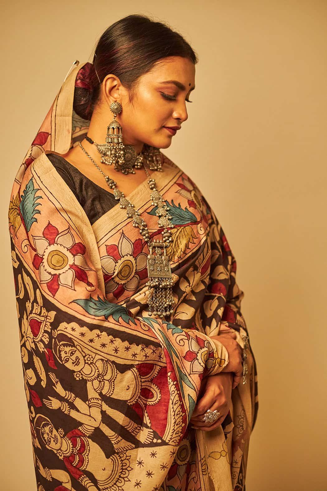 Exclusive World Renowned Ajanta Paintings All Over Florals On Mulberry Silk Pen Kalamkari Saree-003 - indeloom