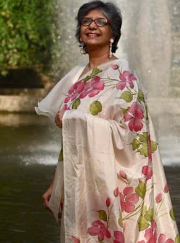 Pink Florals Garden on Ivory White Mulberry Silk Hand-painted Saree-003