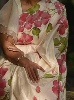 Pink Florals Garden on Ivory White Mulberry Silk Hand-painted Saree-003
