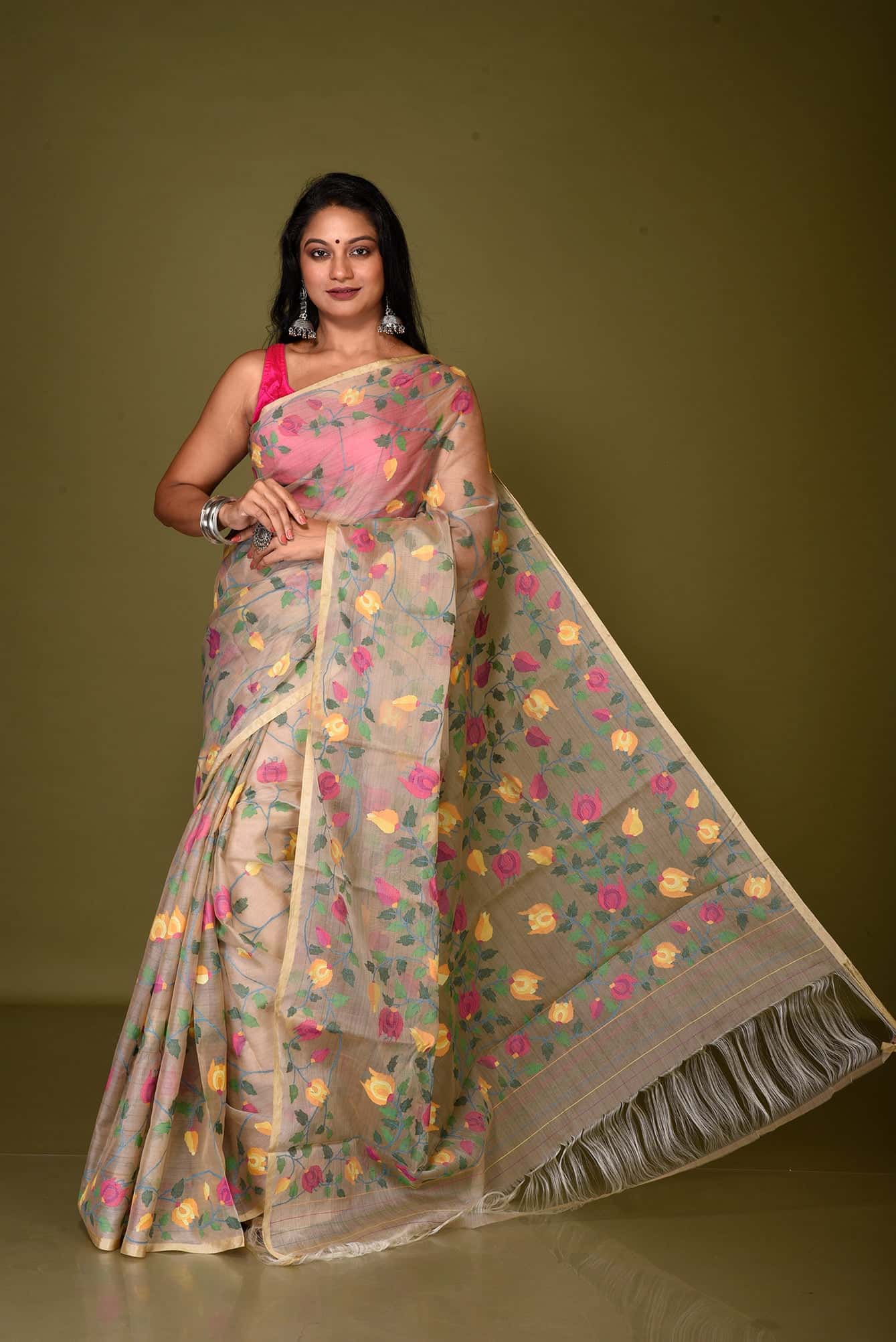 Mutlifloral Red Link Flower Handwoven Jamdani Saree -013