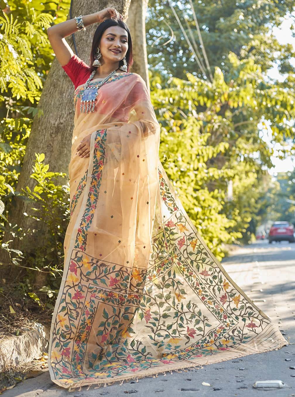 Mellow Cream All Over Floral Silk Jamdani Saree(Pre-Order)-026 - indeloom