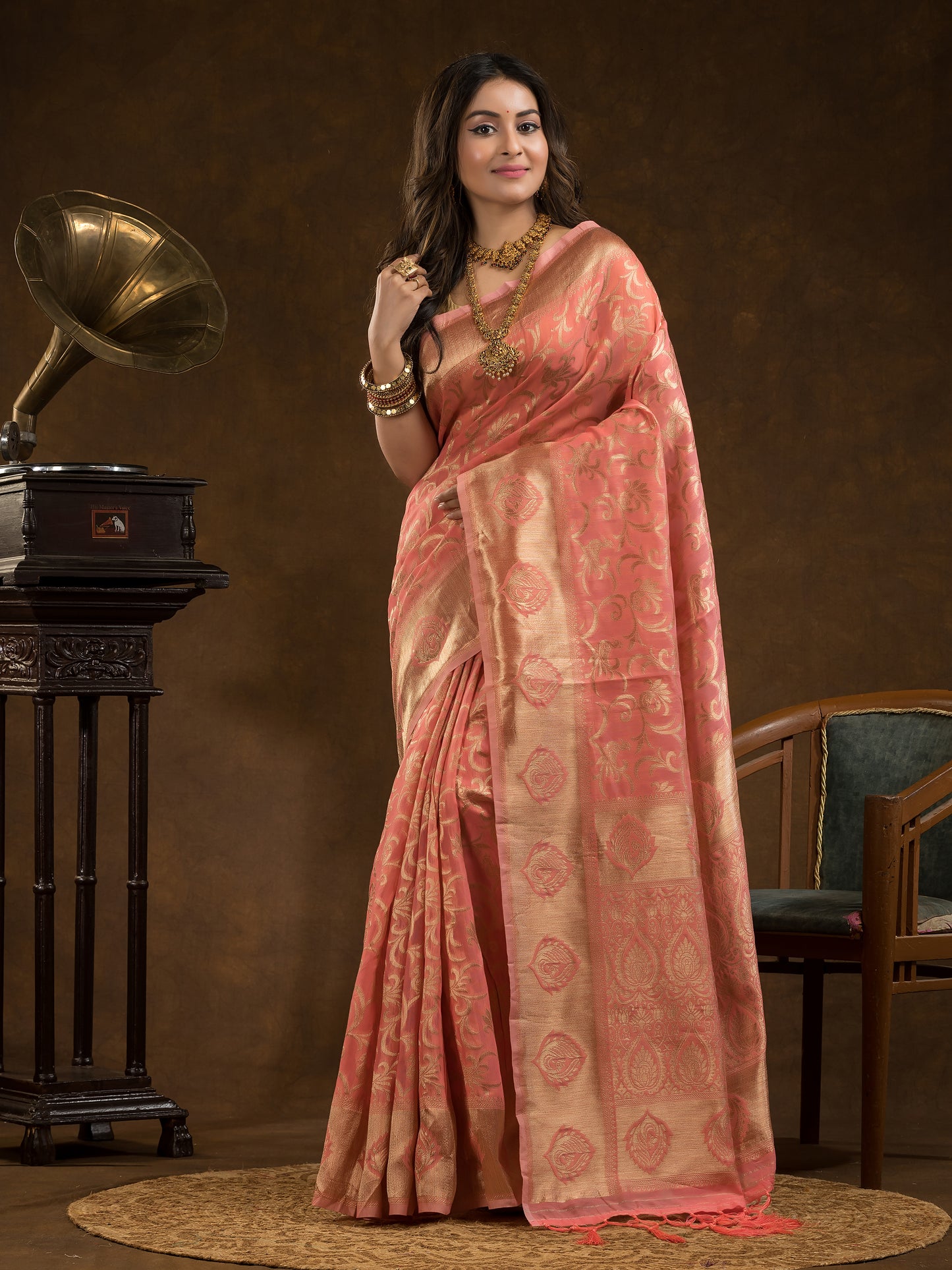 Floral woven design Silk blend Jacquard Saree | Peach Pink