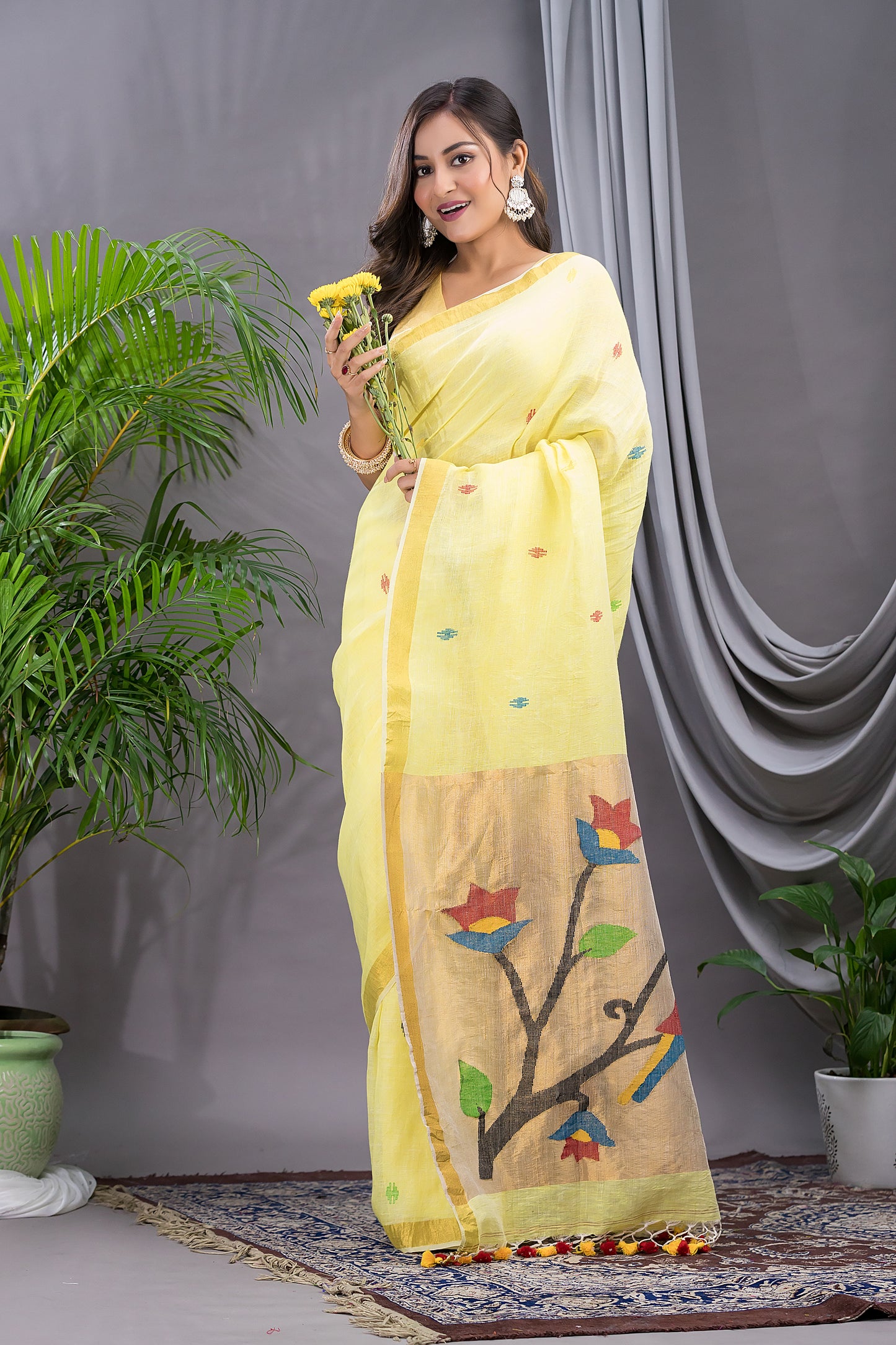 Handwoven Pure Jamdani Linen Saree  |  Sun Yellow