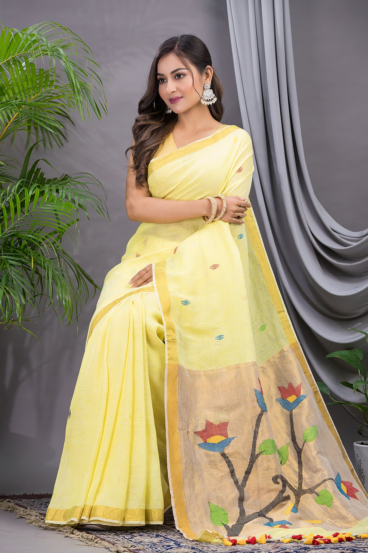 Handwoven Pure Jamdani Linen Saree  |  Sun Yellow