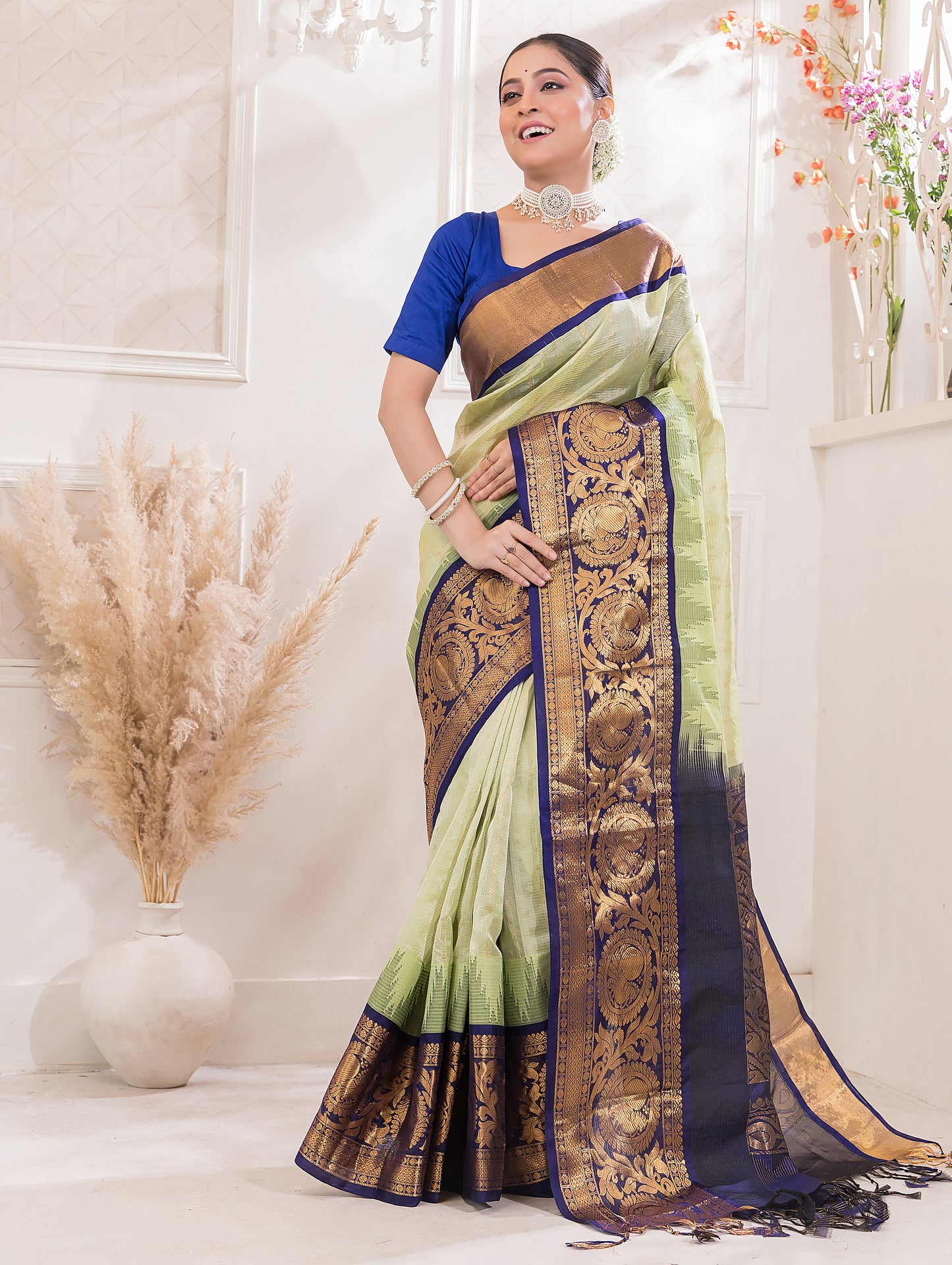 Handloom Korvai Silk Cotton Saree  |  Pistachio Green