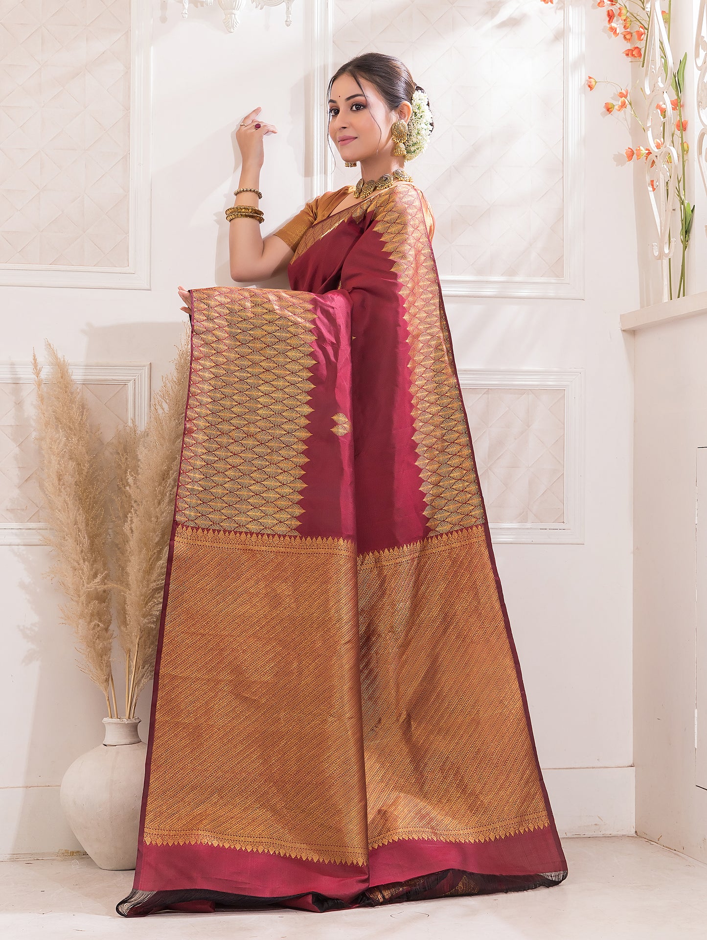 Silk Mark Certified Handloom Kanjivaram Silk Saree  |  Maroon Red
