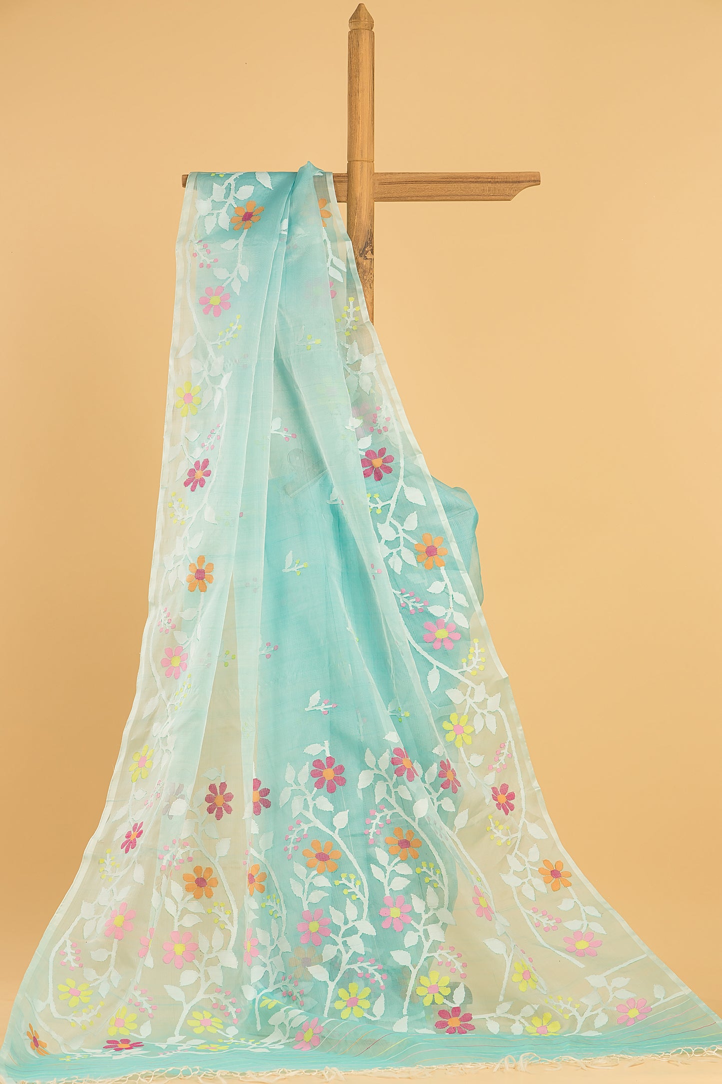 Hand Made Jamdani Saree With Sky Blue - 072