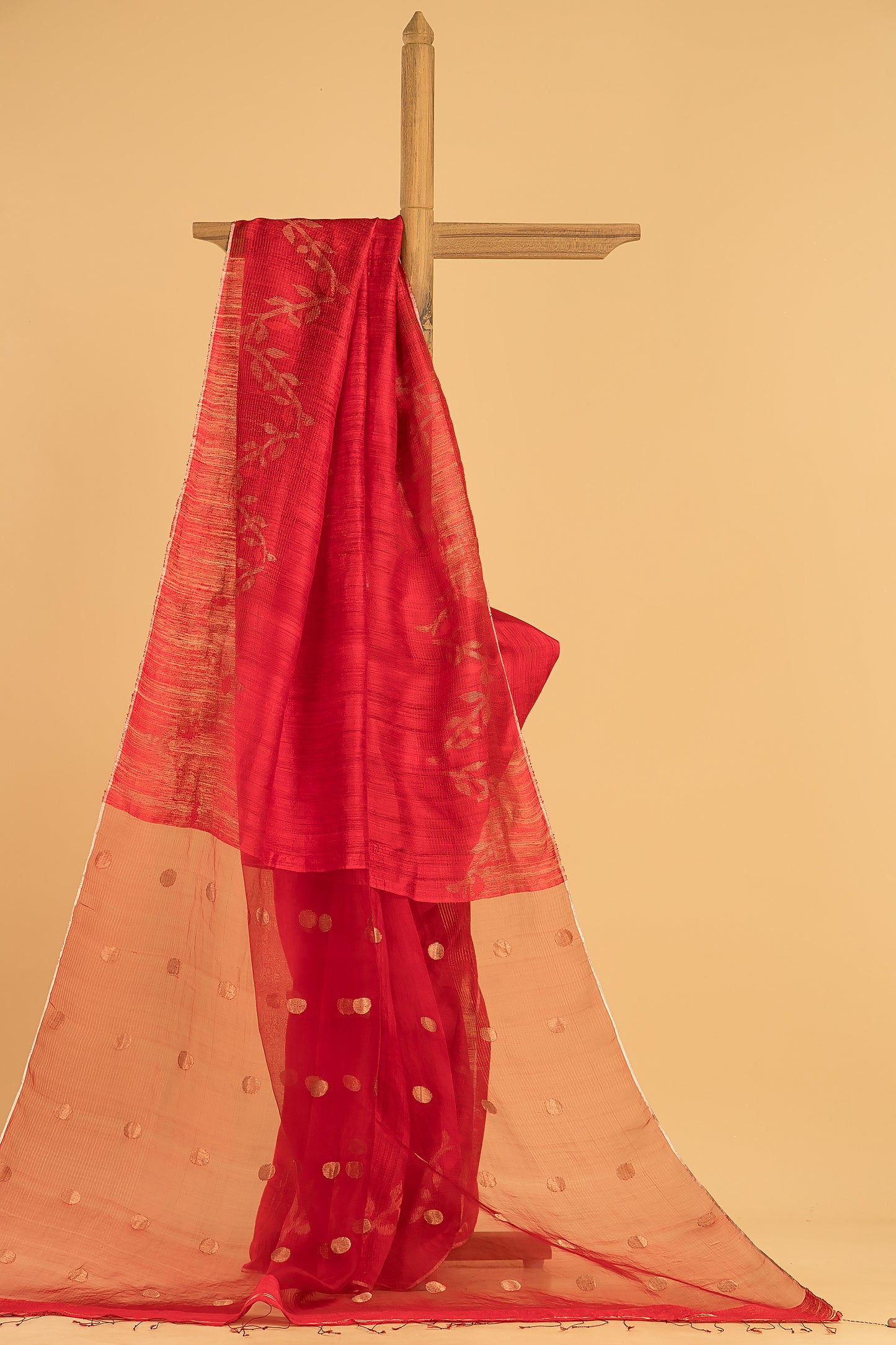 Hand Made Jamdani Saree With Classic Red - 076