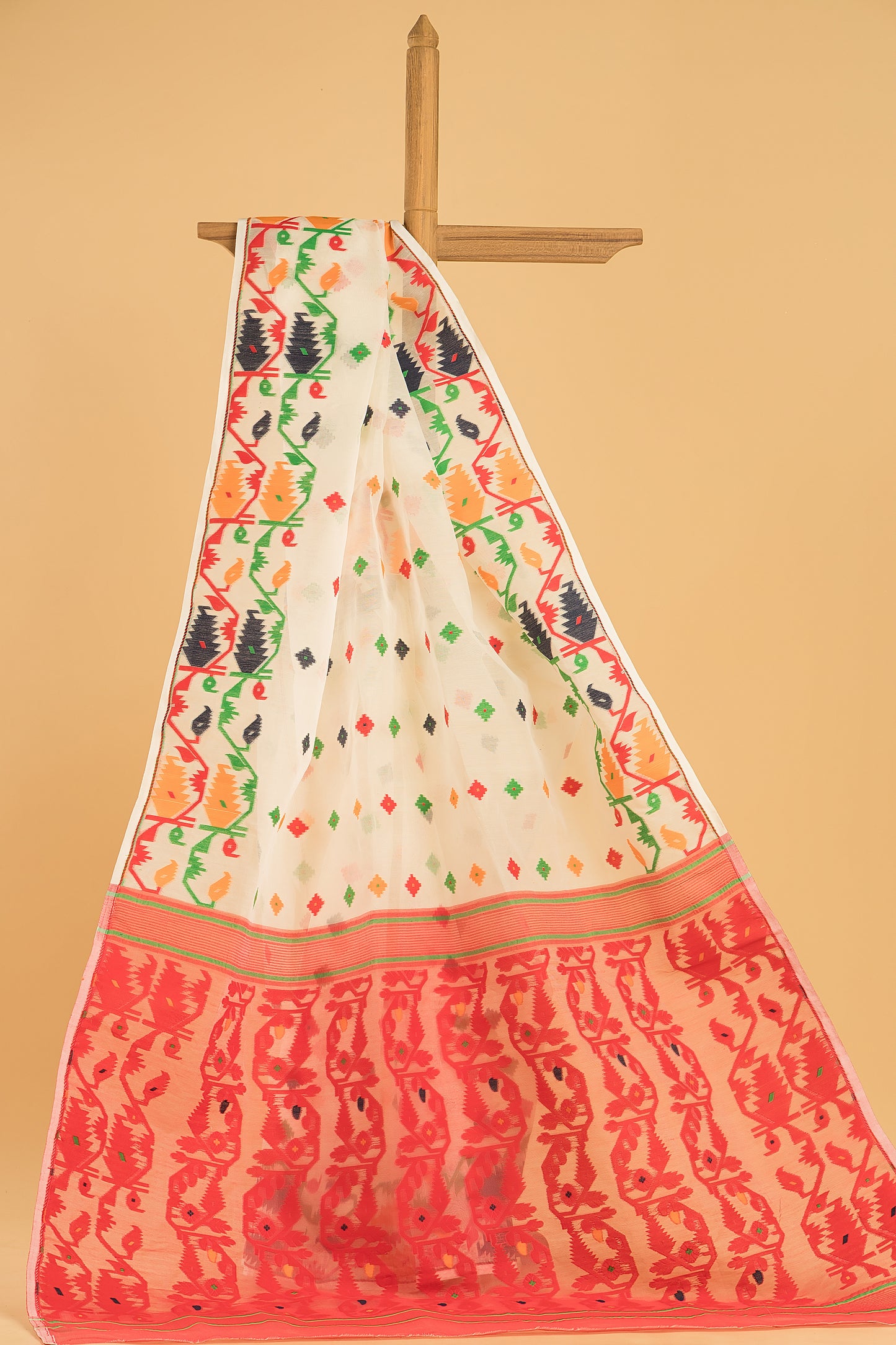 Hand Made Jamdani Saree With Shell White - 084