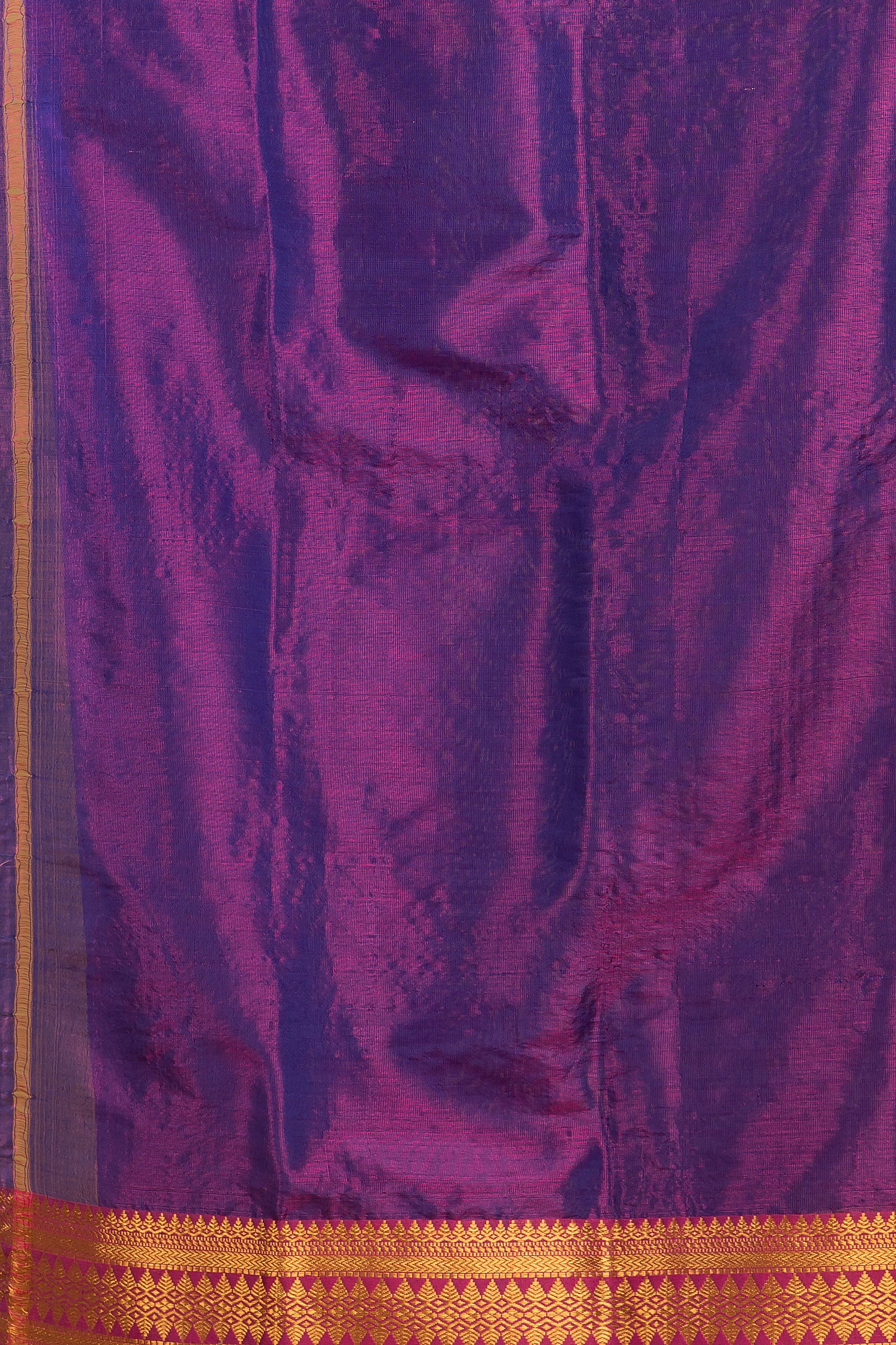 Hand Made Jamdani Saree With Shaded Grape Purple - 085