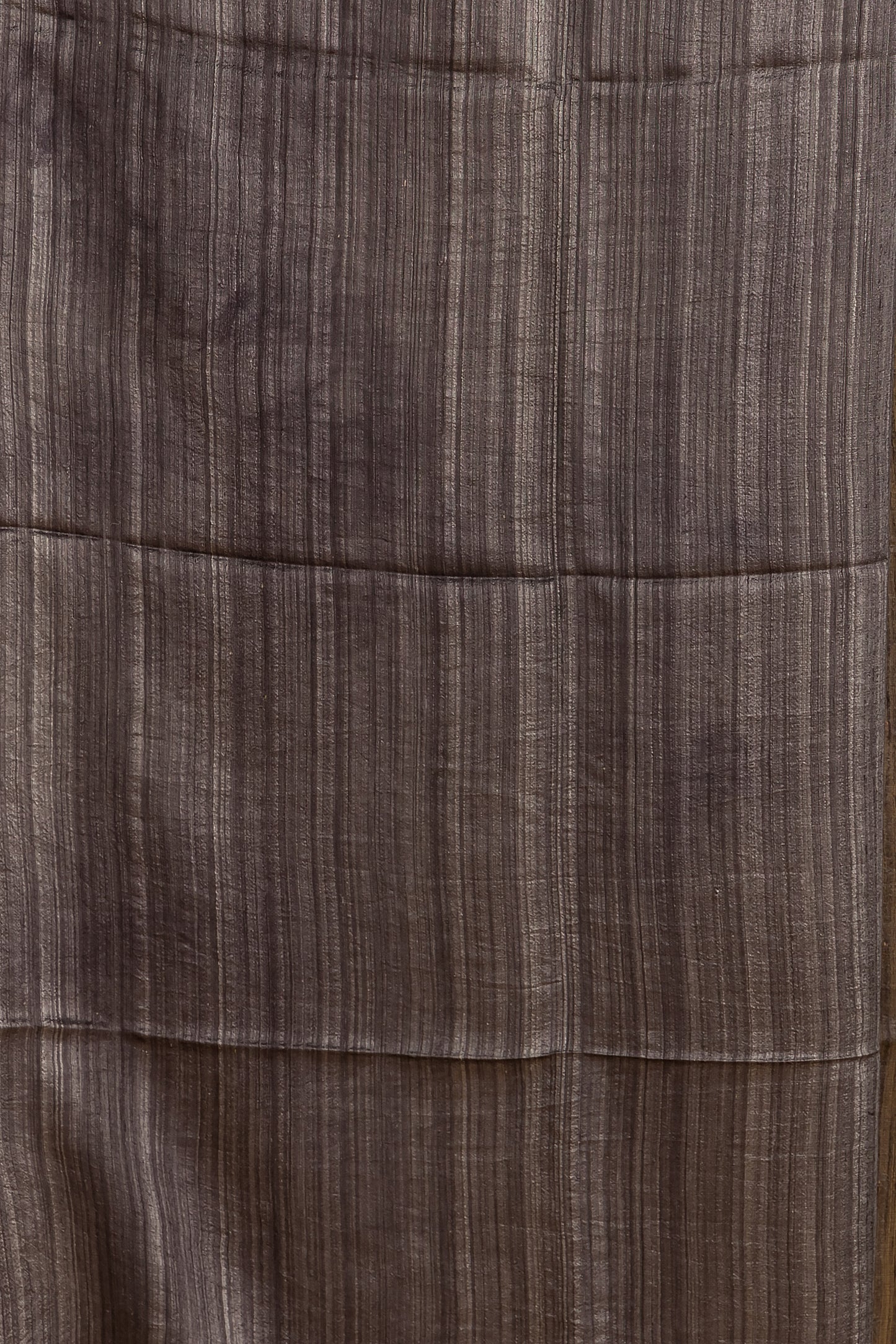 Hand Made Jamdani Saree With Smoke Black - 096