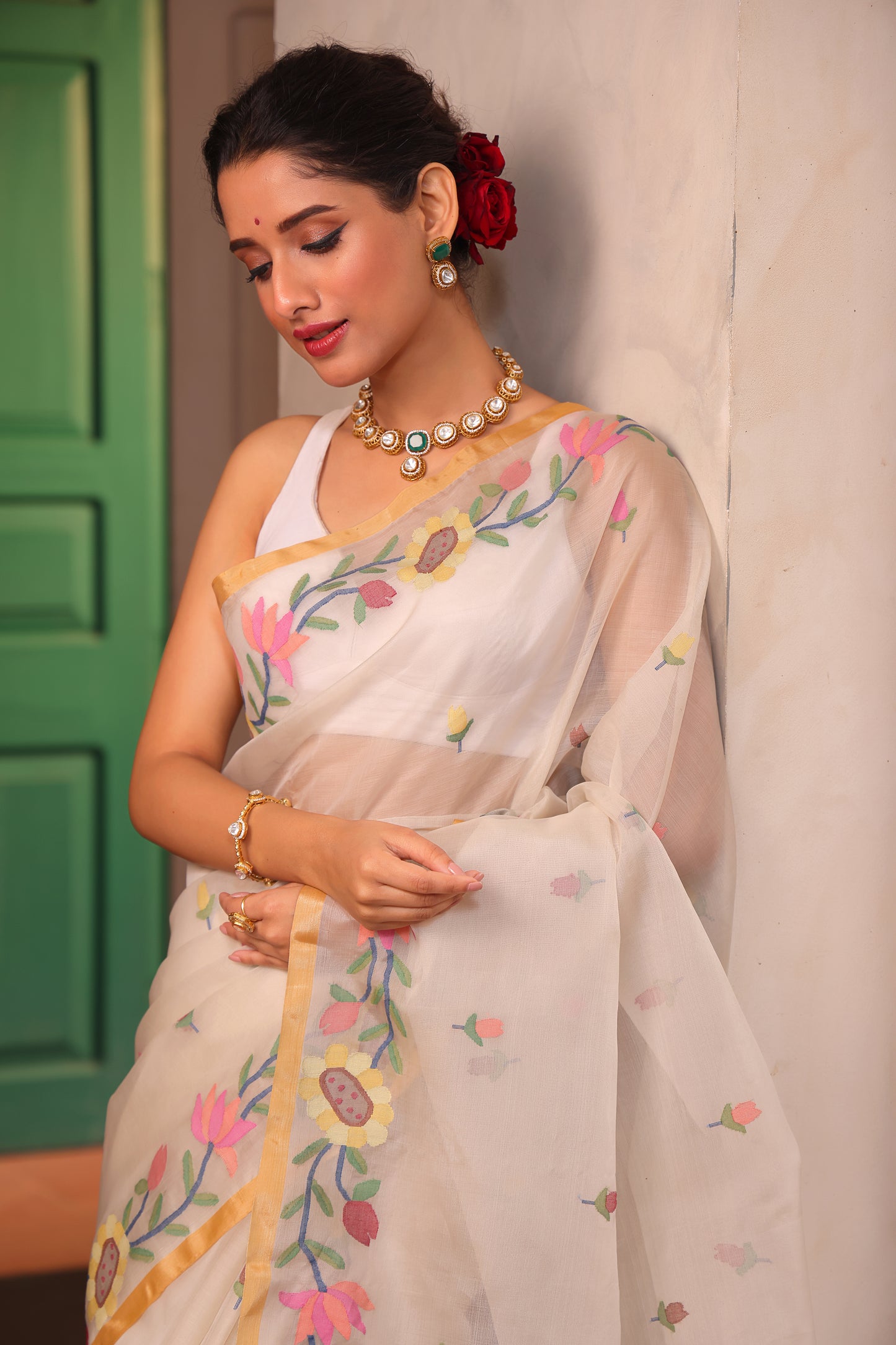 Pearl White Pure Hand Made Jamdani Saree - 101