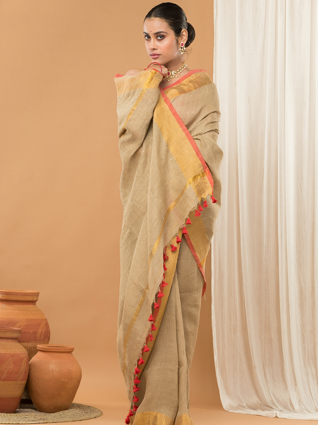 Linen Sequin Jamdani Saree With Light Golden Beige-005