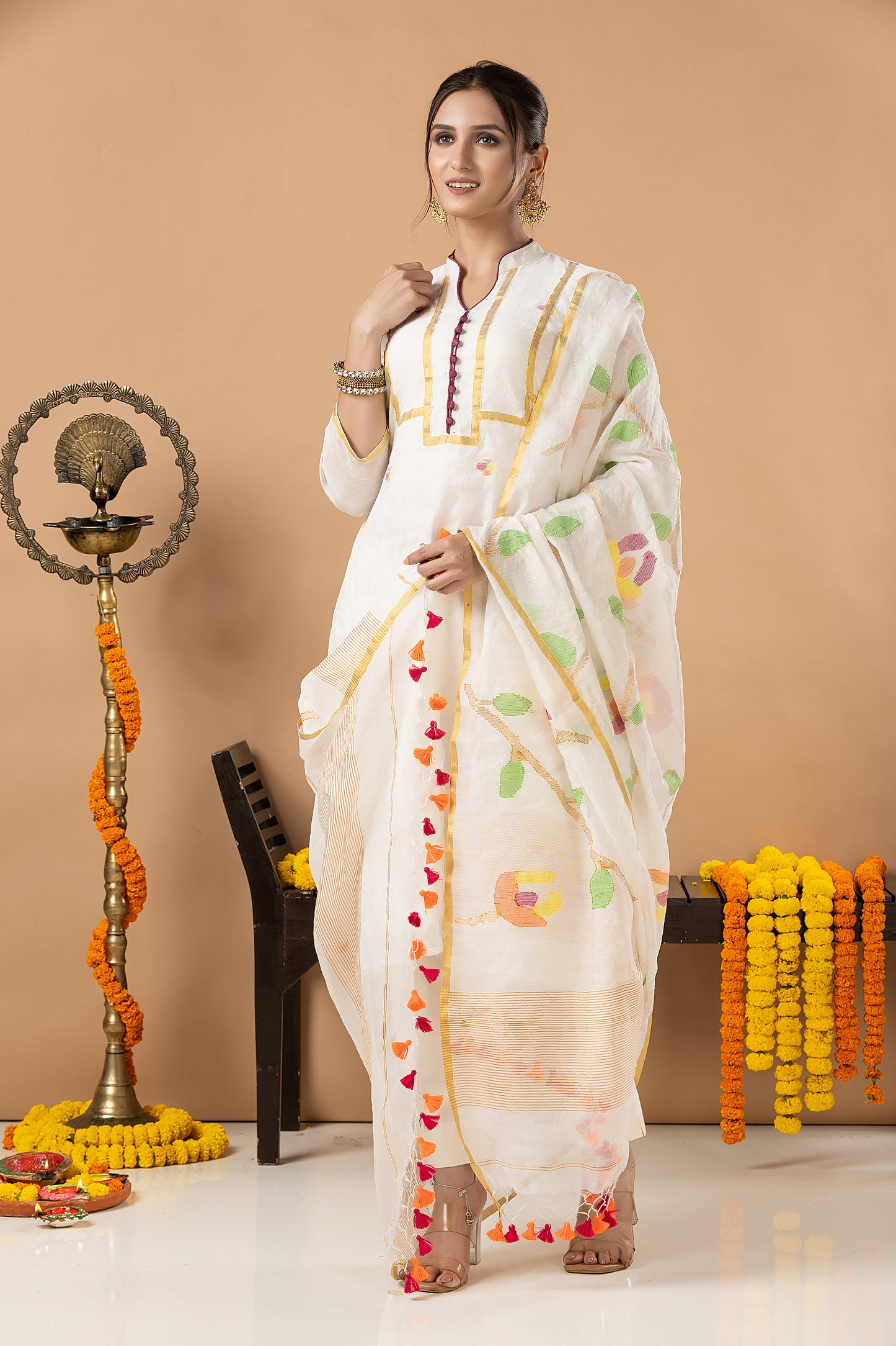 Handwoven Jamdani Muslin Unstitched 2-piece Kurti | White | Scattered Buttas with Floral border
