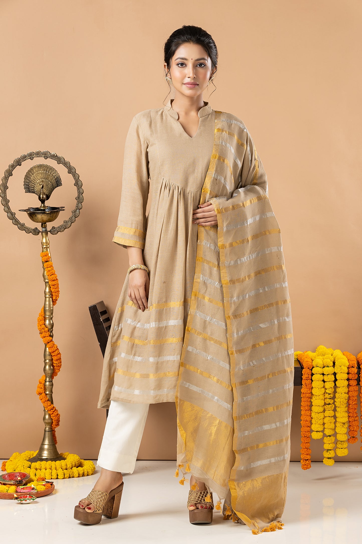 Handwoven Jamdani Linen Unstitched 2-piece Kurti | Beige | long Zari Lines with Long Zari Lines
