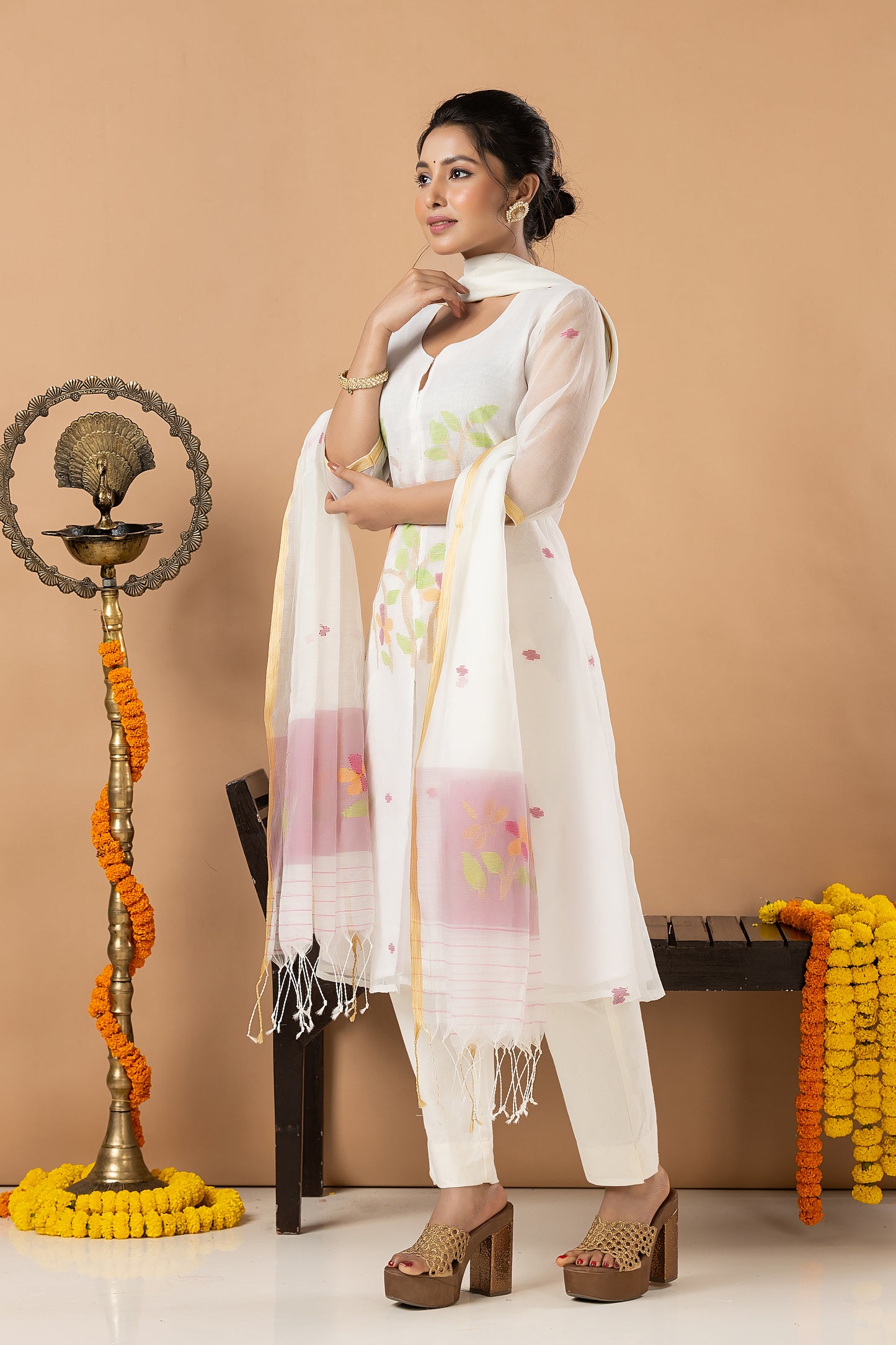 Handwoven Jamdani Muslin Unstitched 2-piece Kurti | White | Scattered Buttas with Floral border