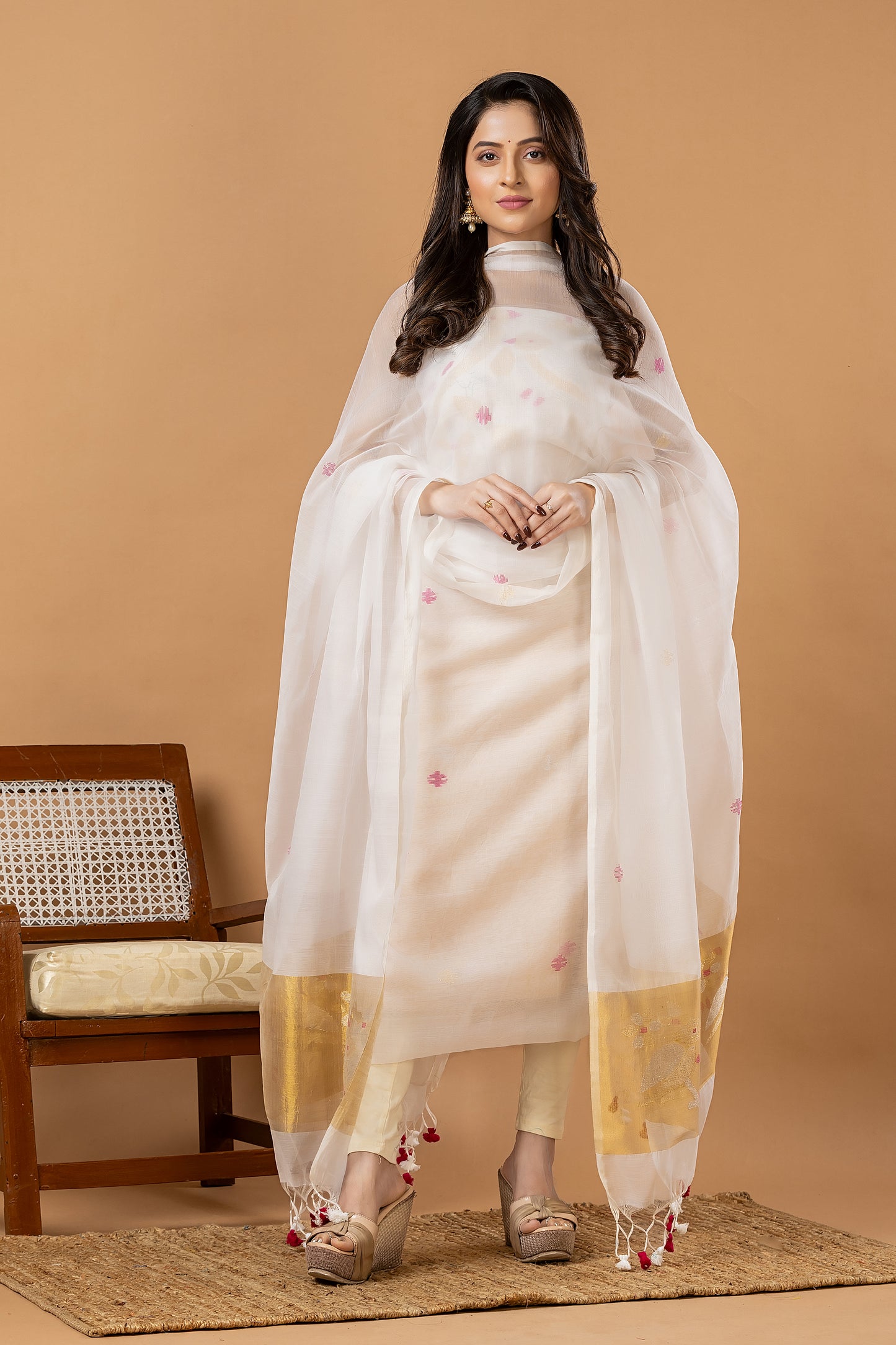Handwoven Jamdani Muslin Unstitched 2-piece Kurti | White | Scattered Buttas with Floral border