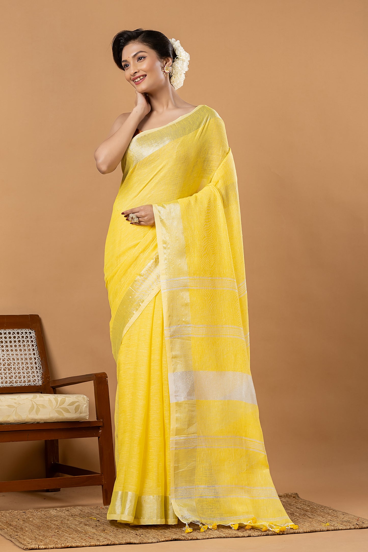 Pure Handloom Linen Saree | Yellow and White | Plain Body with Ribbon border