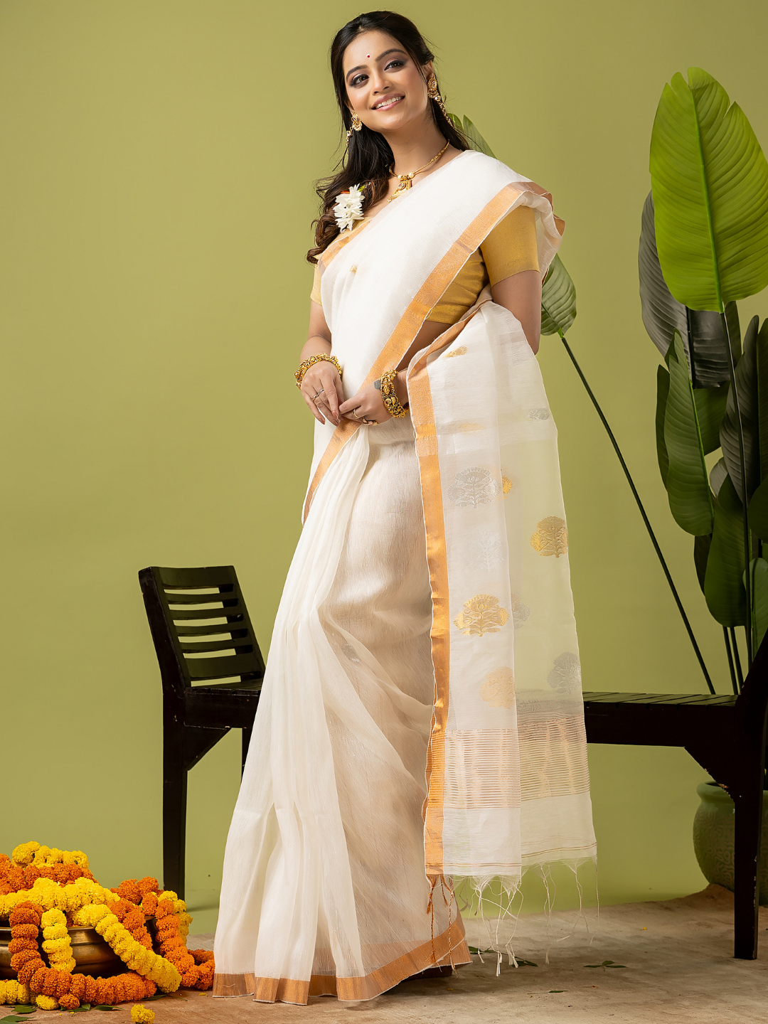Pure Jamdani Linen Saree | Snow White  and White  | Half and Half style with Contrast Border