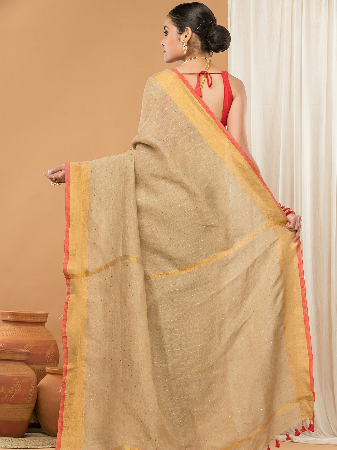 Linen Sequin Jamdani Saree With Light Golden Beige-005