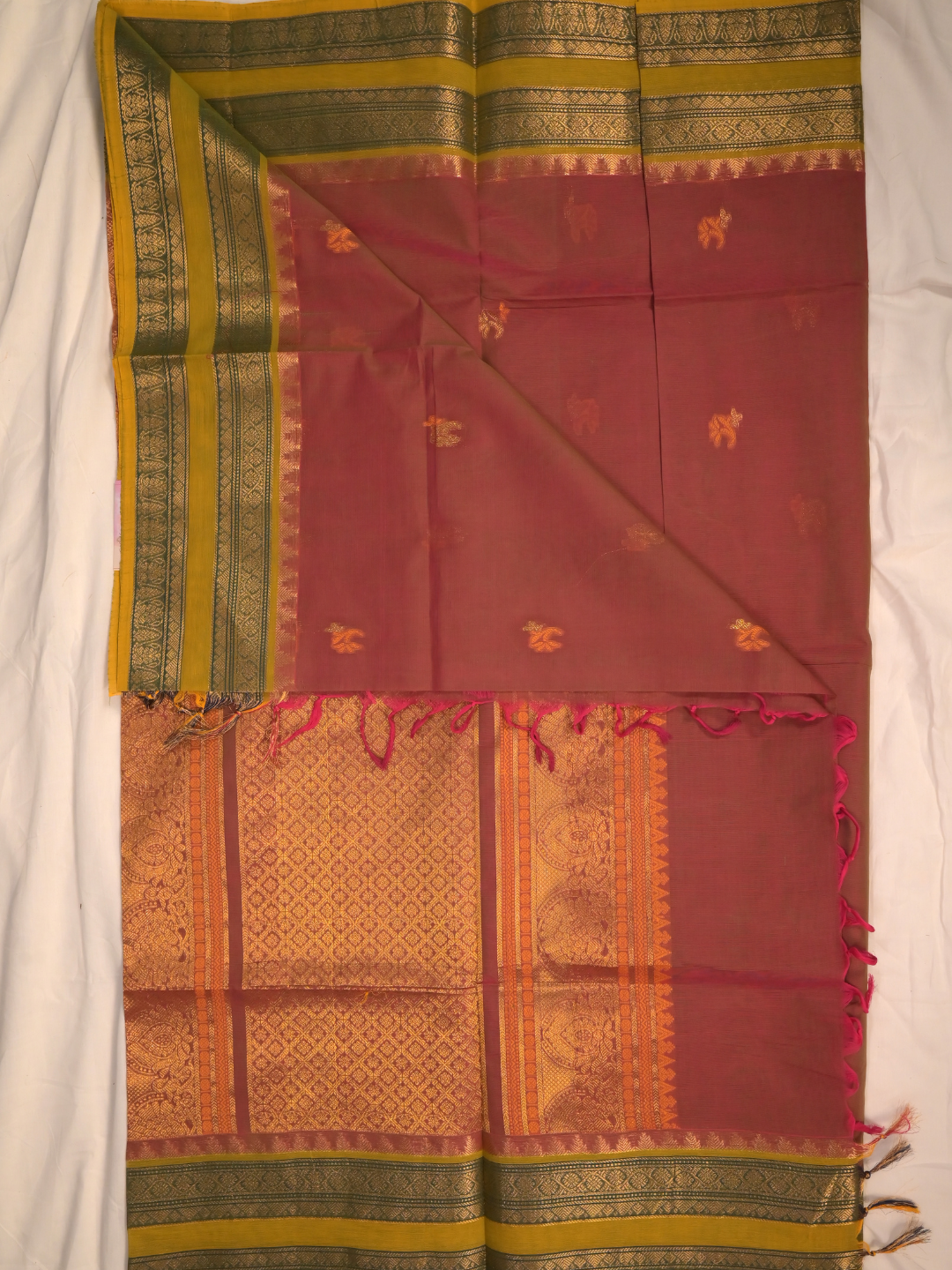 Kanchi Cotton|Dual Tone Red & Leaf green/ Green