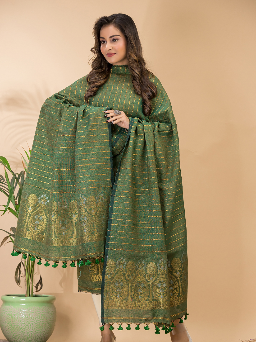 Forest Moss | Handloom Jamdani Linen Unstitched 2-Piece Kurti | Benaras Design