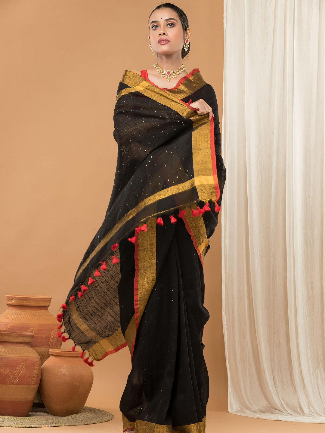 Linen Sequin Jamdani Saree With Super Black -004