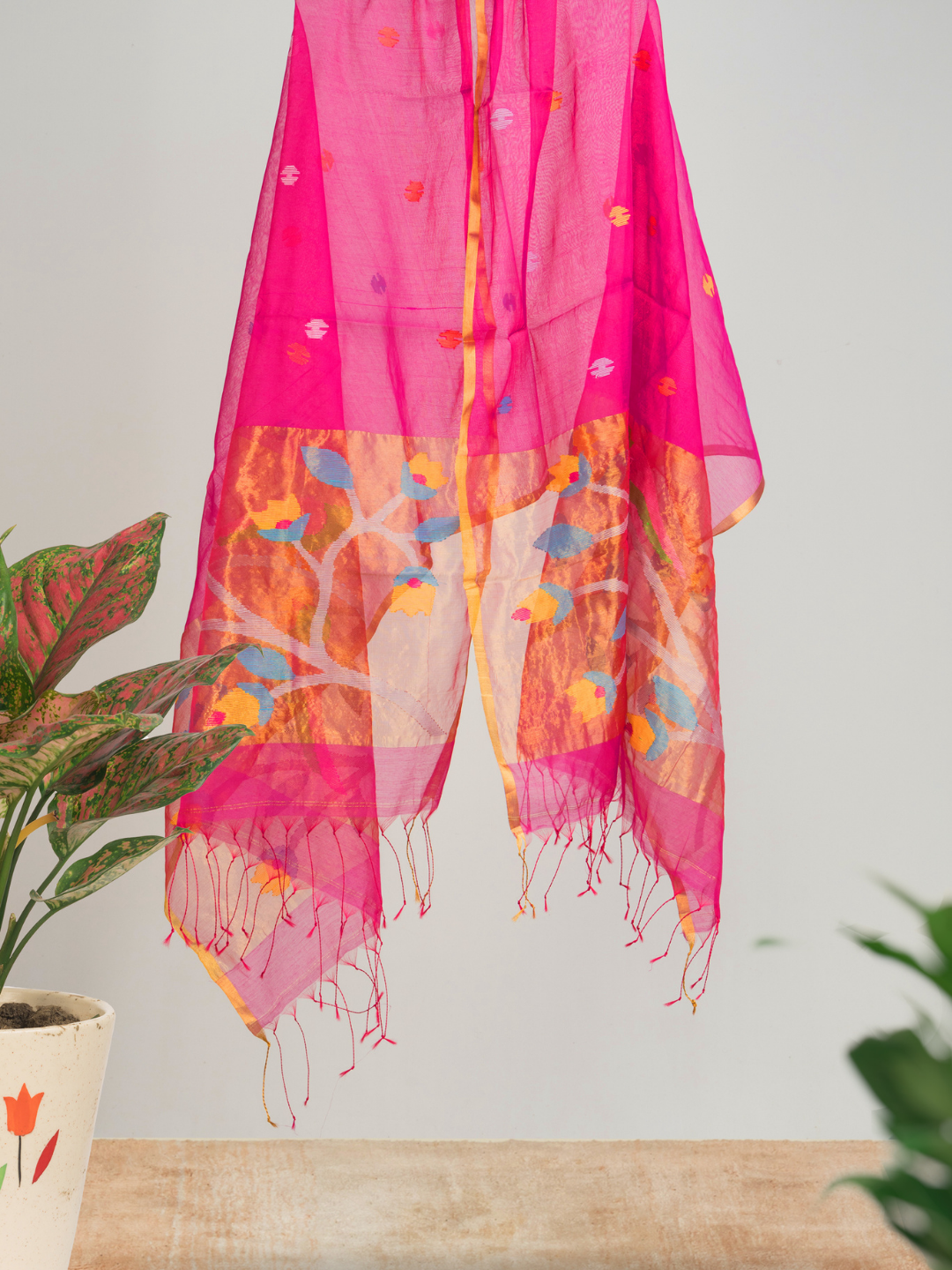 Handwoven Muslin Jamdani Dupatta | Deep Pink