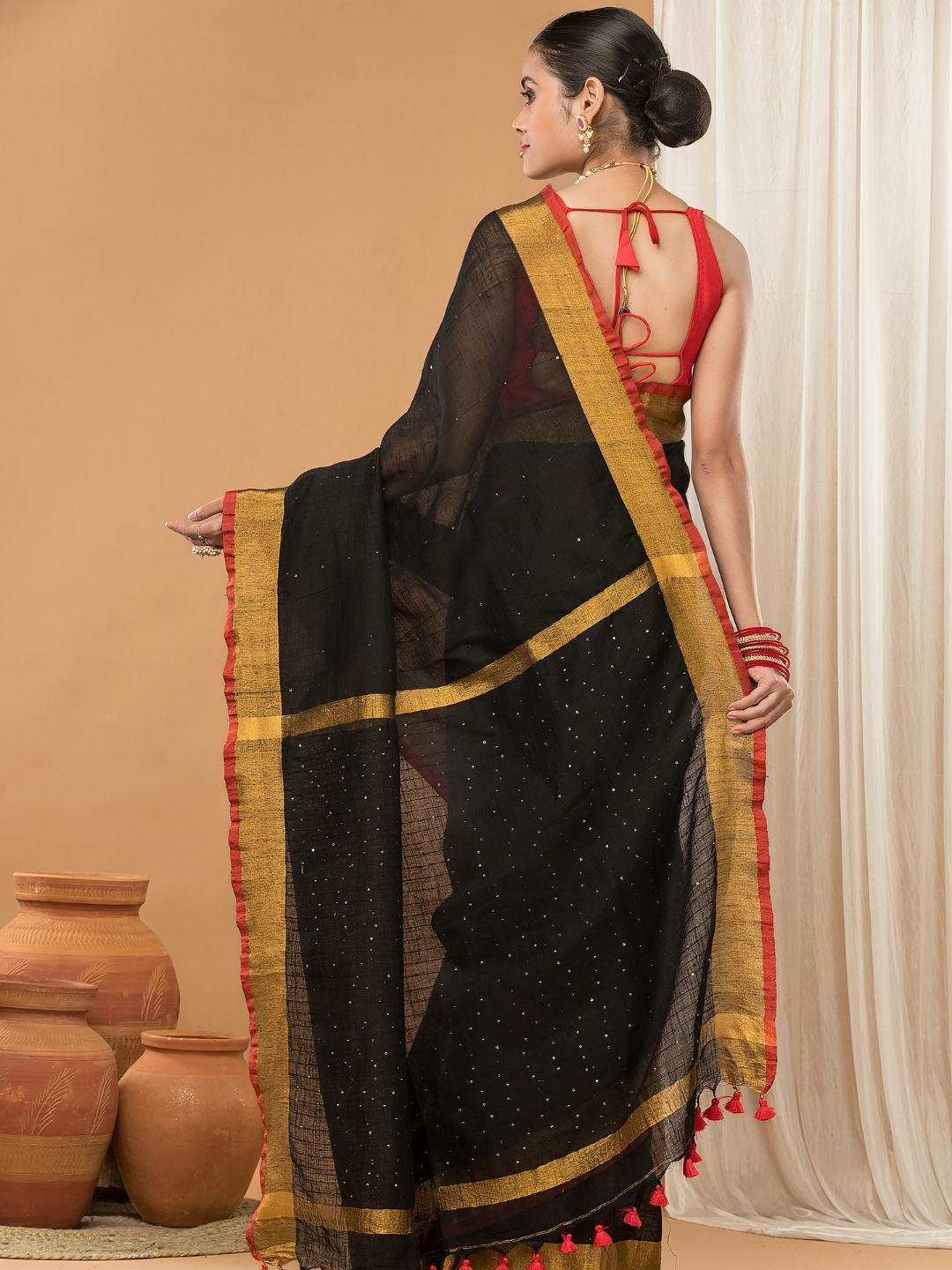Linen Sequin Jamdani Saree With Super Black -004
