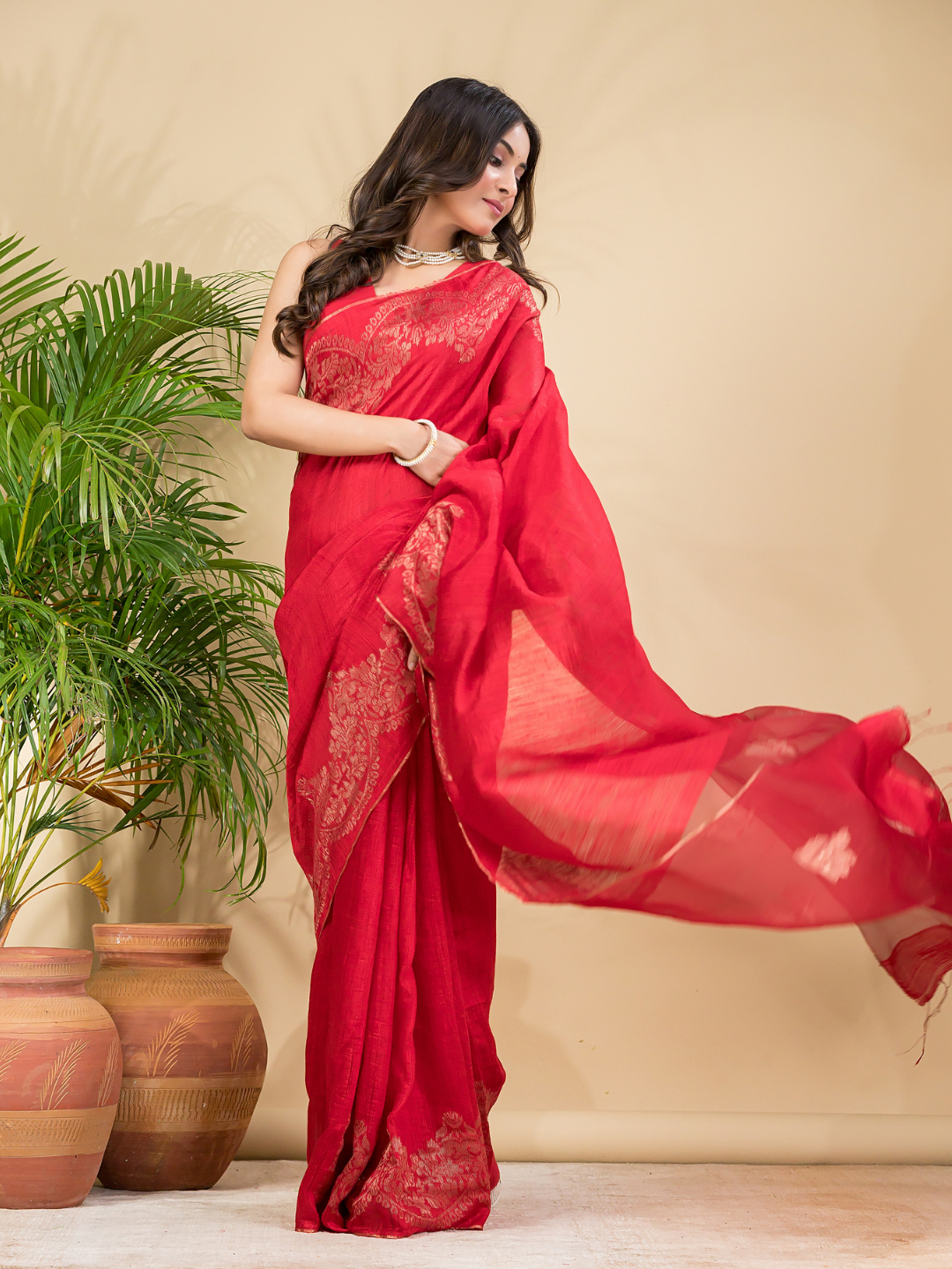 Matka Silk Jamdani Saree With Imperial Red - 026