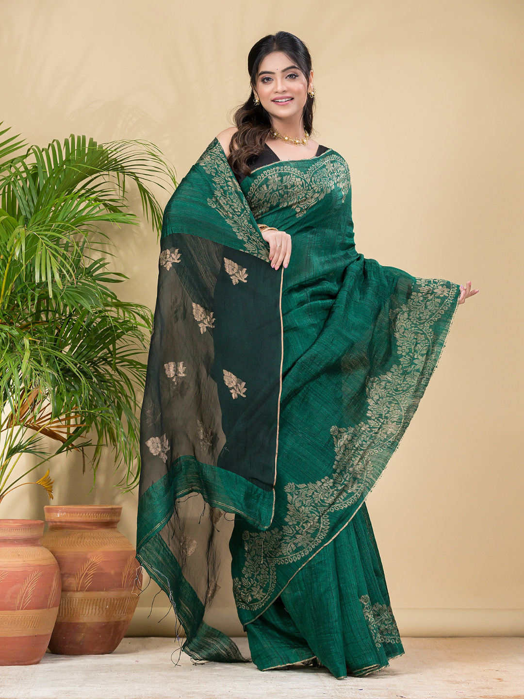 Matka Silk Jamdani Saree With Dark Green - 027